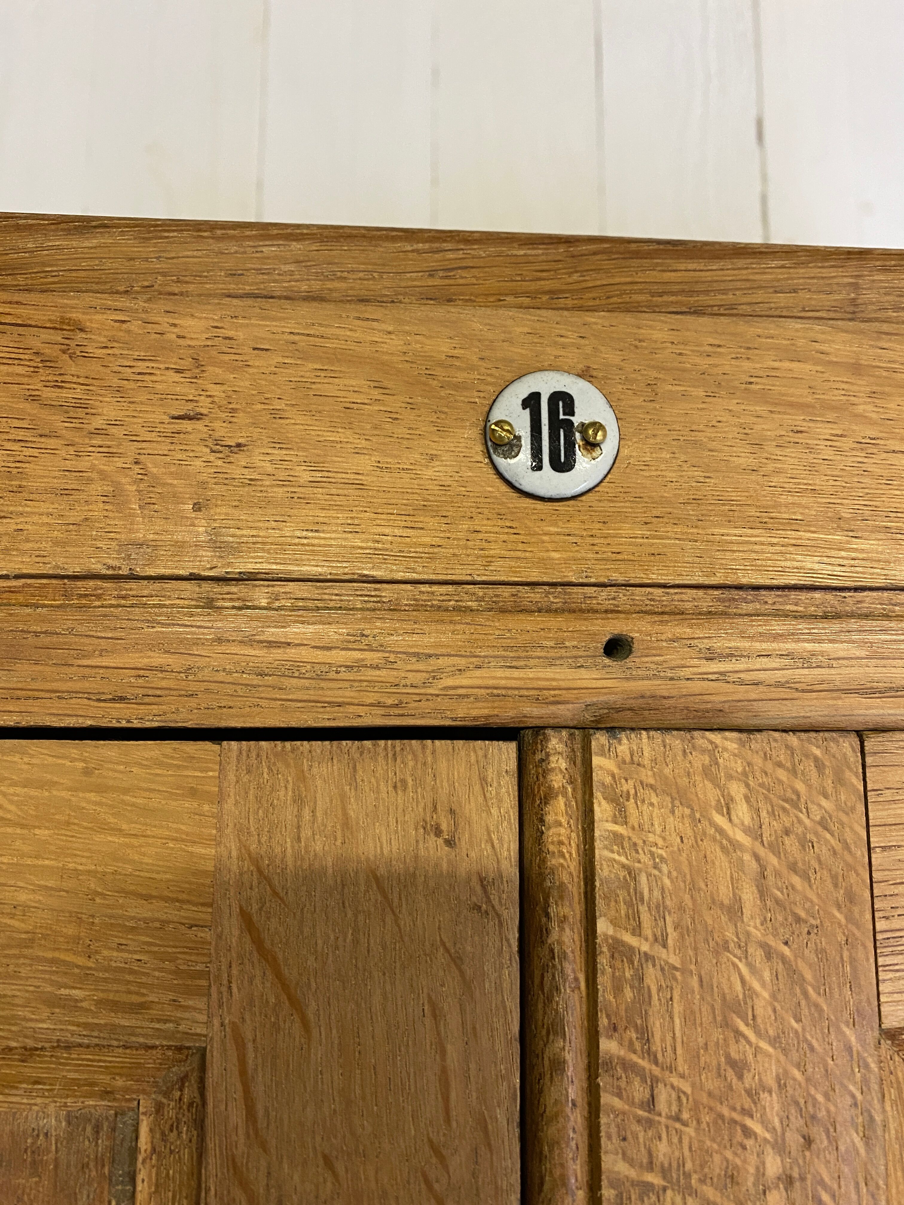 Parisian wardrobe raw oak