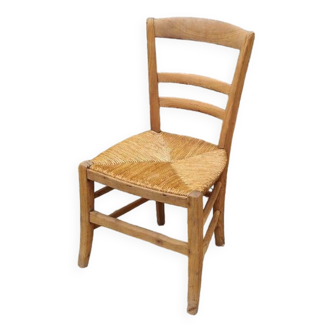Chaise basse