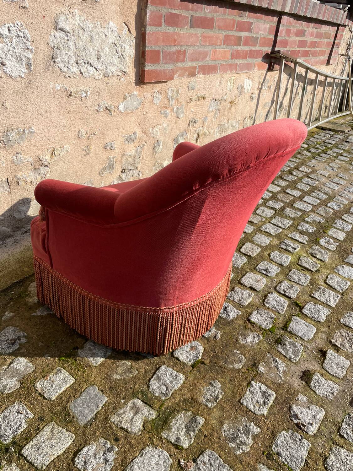 Fauteuil crapaud velours rose