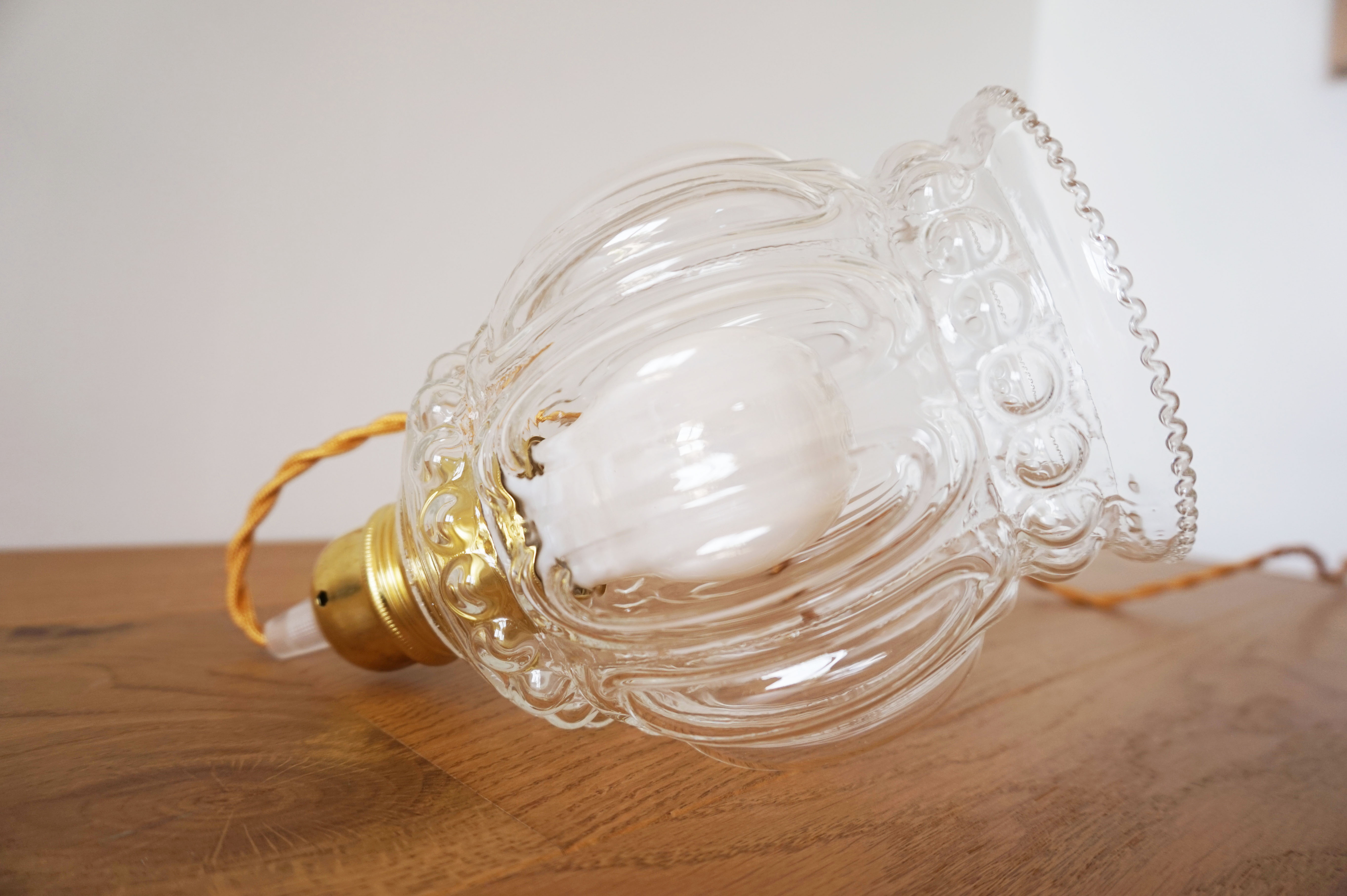 Suspension molded glass globe player