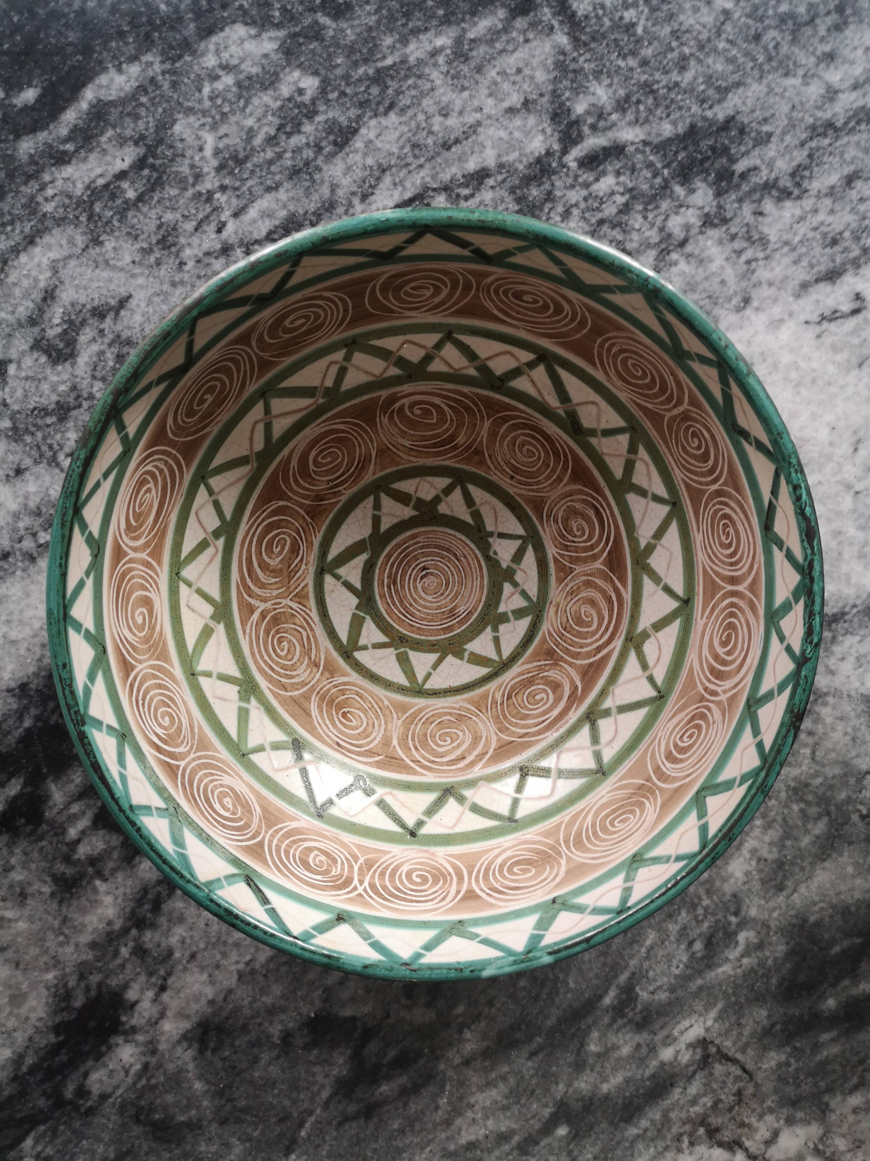 large salad bowl or empty pocket in enameled ceramic and signed Robert Picault, Vallauris 1950