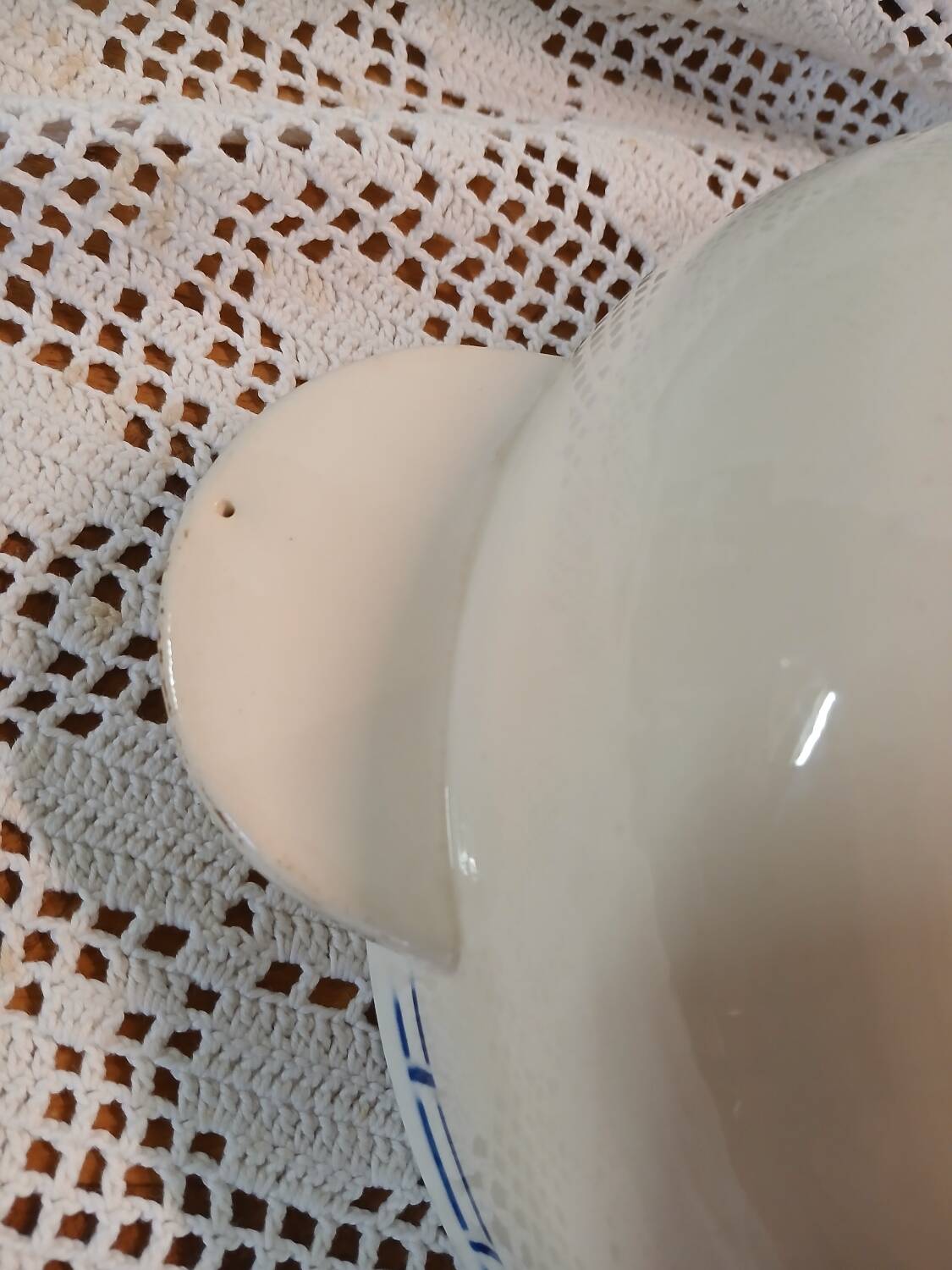 Antique soup tureen Badonviller