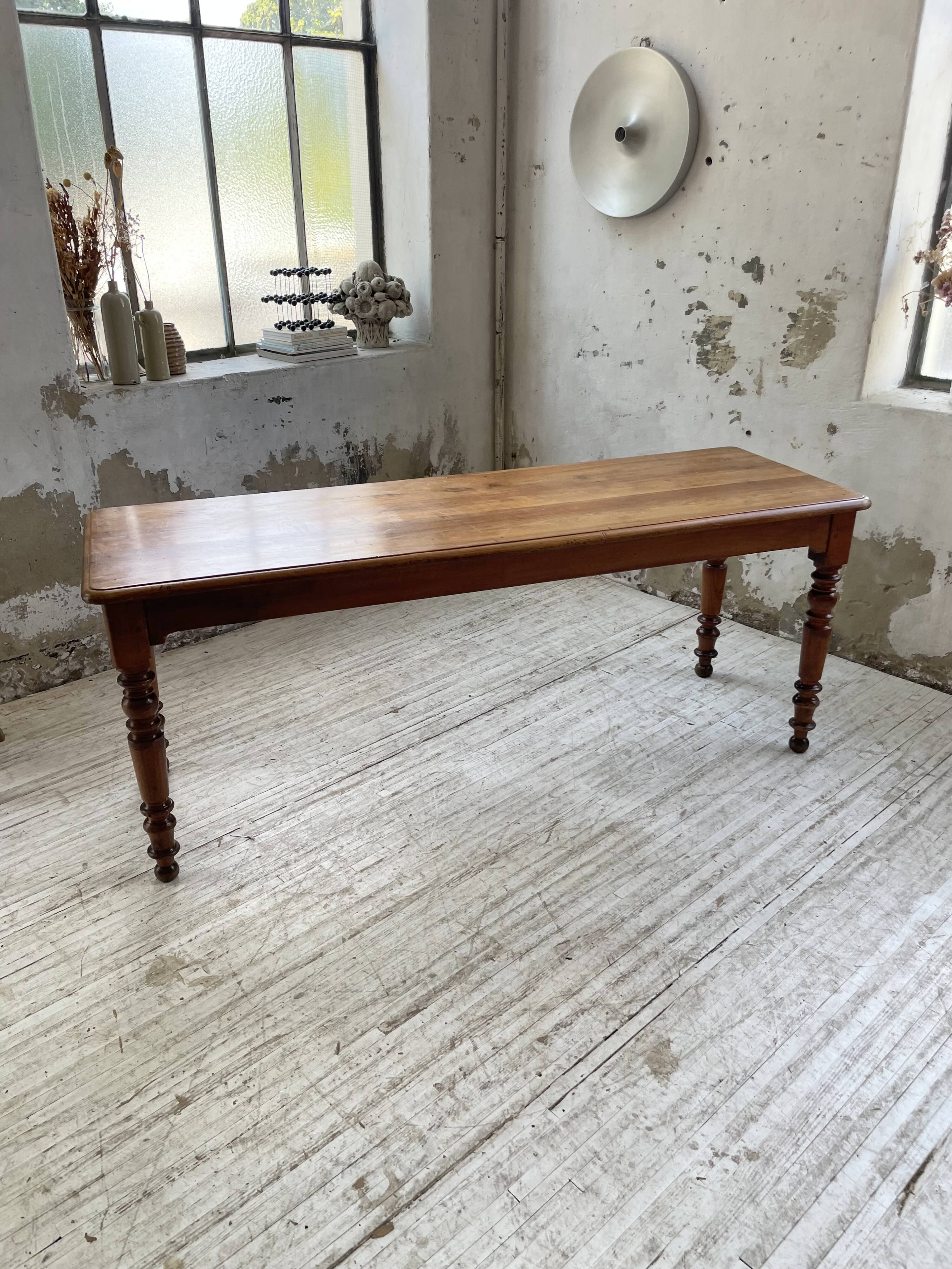 Walnut farm table 185 cm
