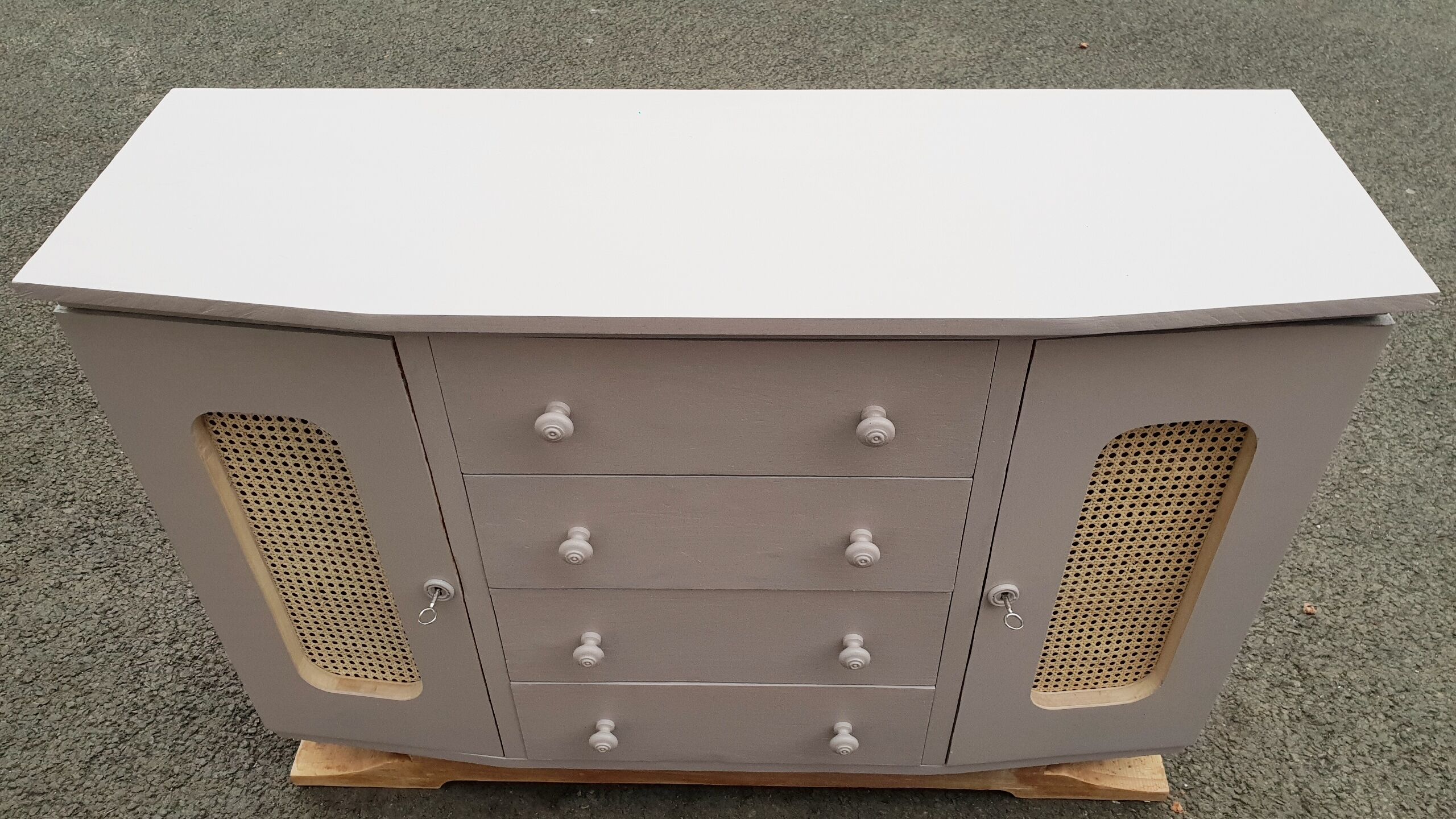 Vintage buffet