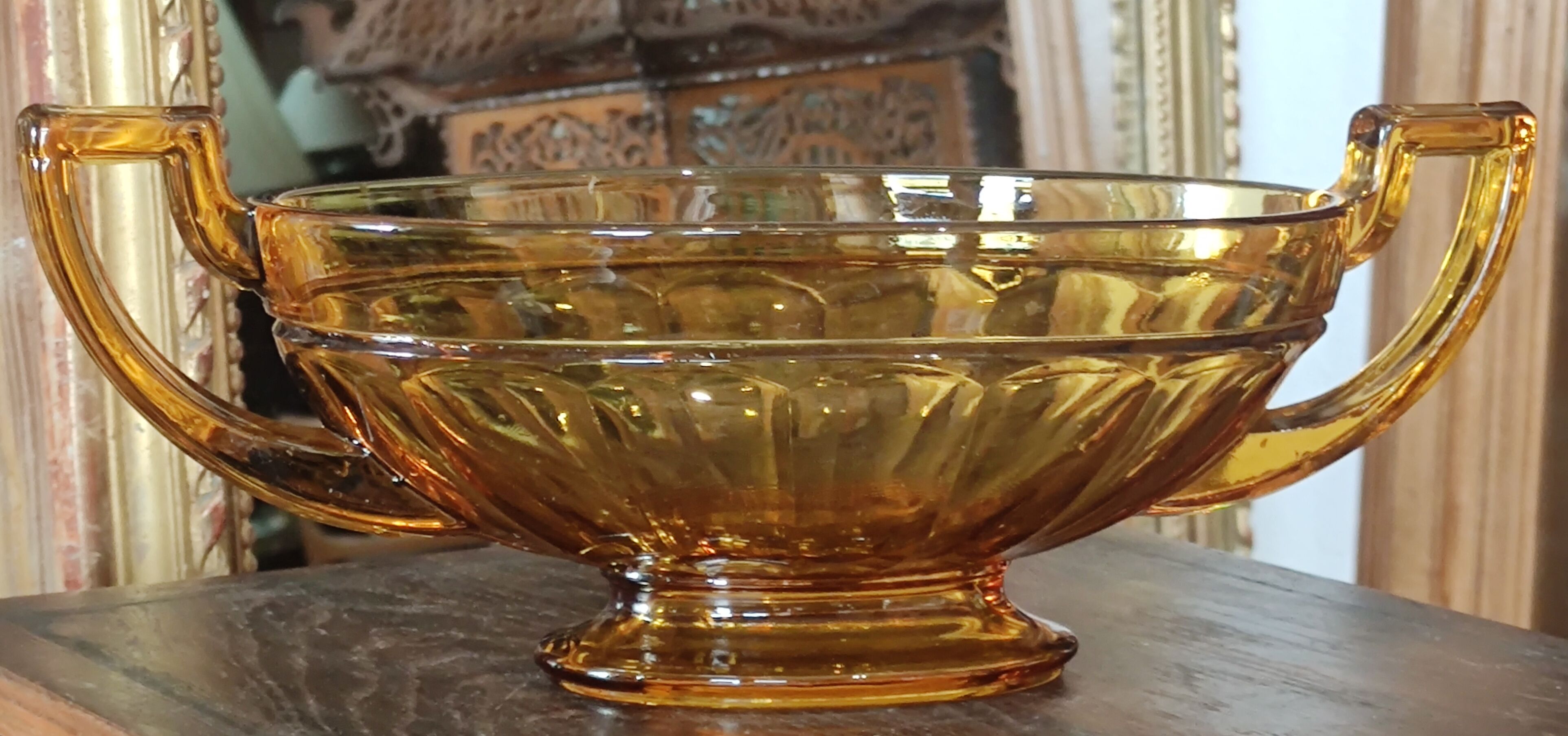 Art Deco fruit cup Val Saint-Lambert