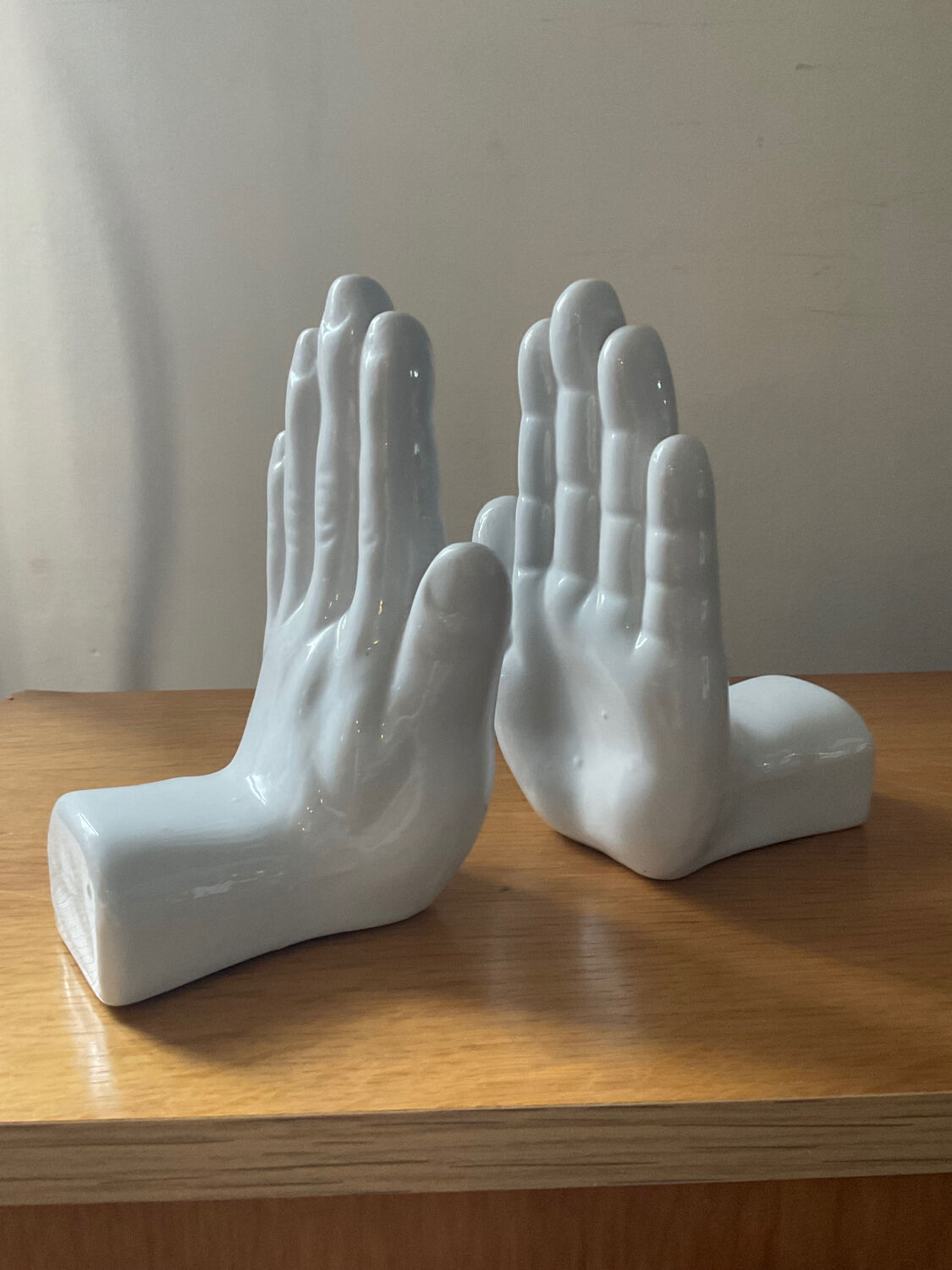 Pair of ceramic hand bookends in the 70s