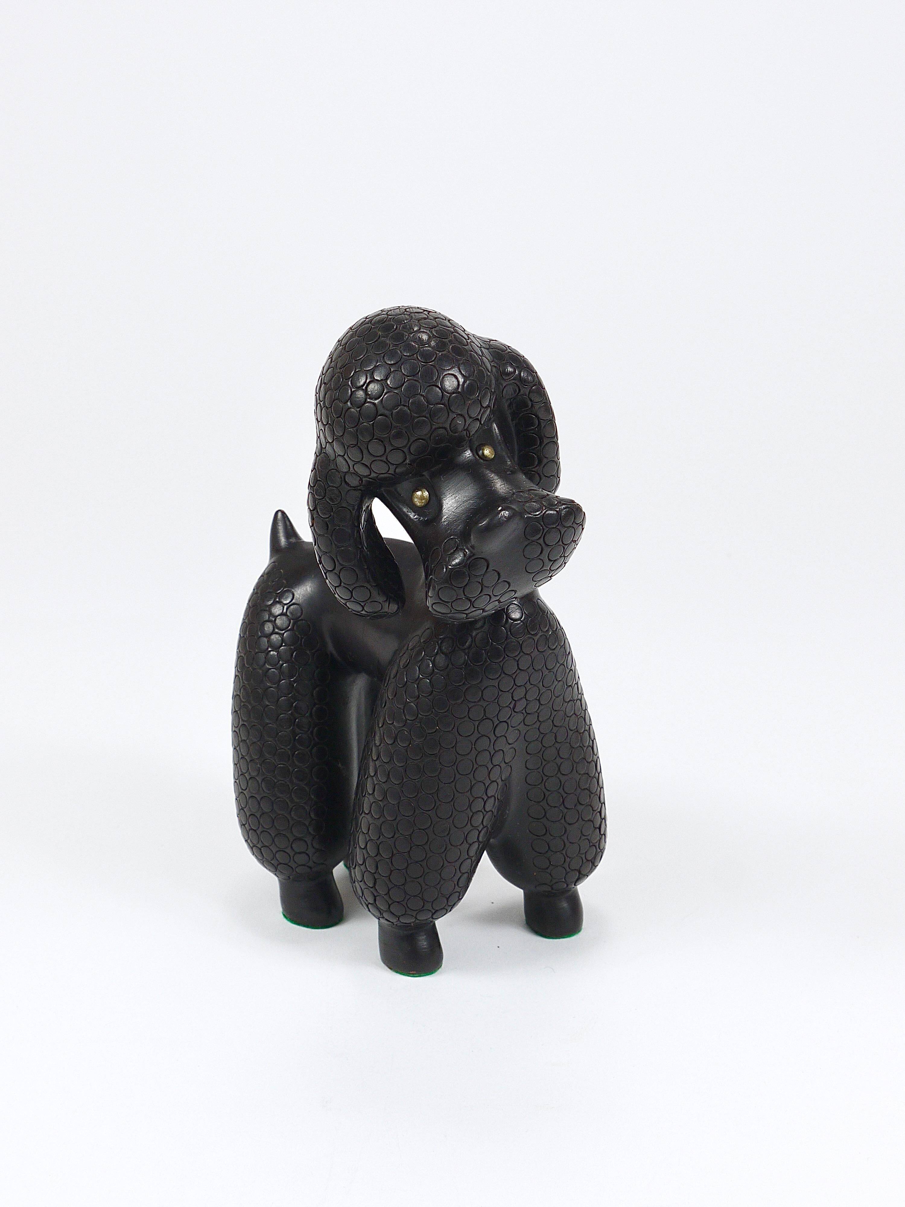 Charming figurine sculpture of a poodle dog by Leopold Anzengruber, Austria, 1950s.