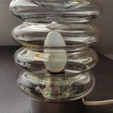 Lampe à poser en forme ampoule