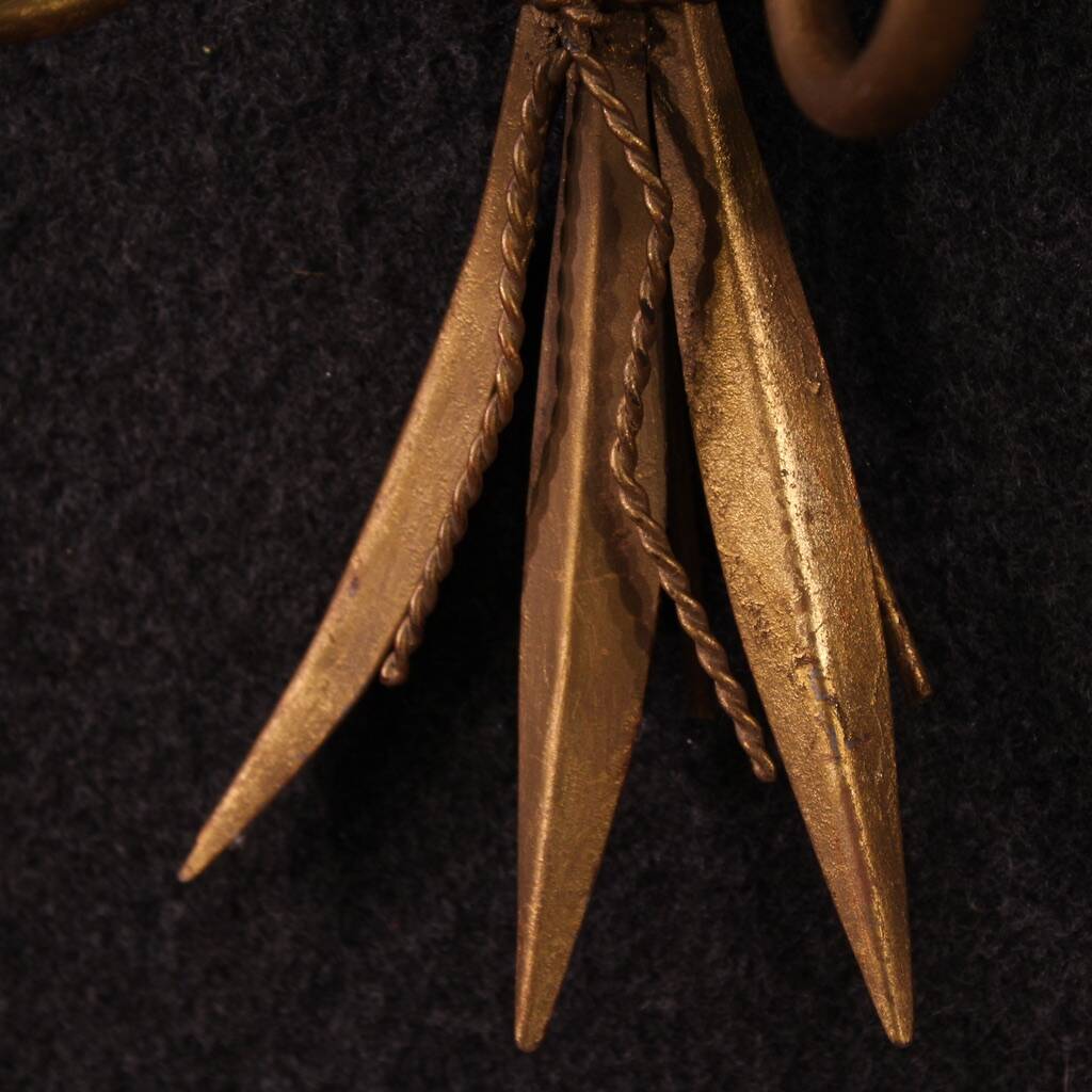 Paire d'appliques françaises en fer doré