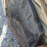 Cast iron fireplace plate
