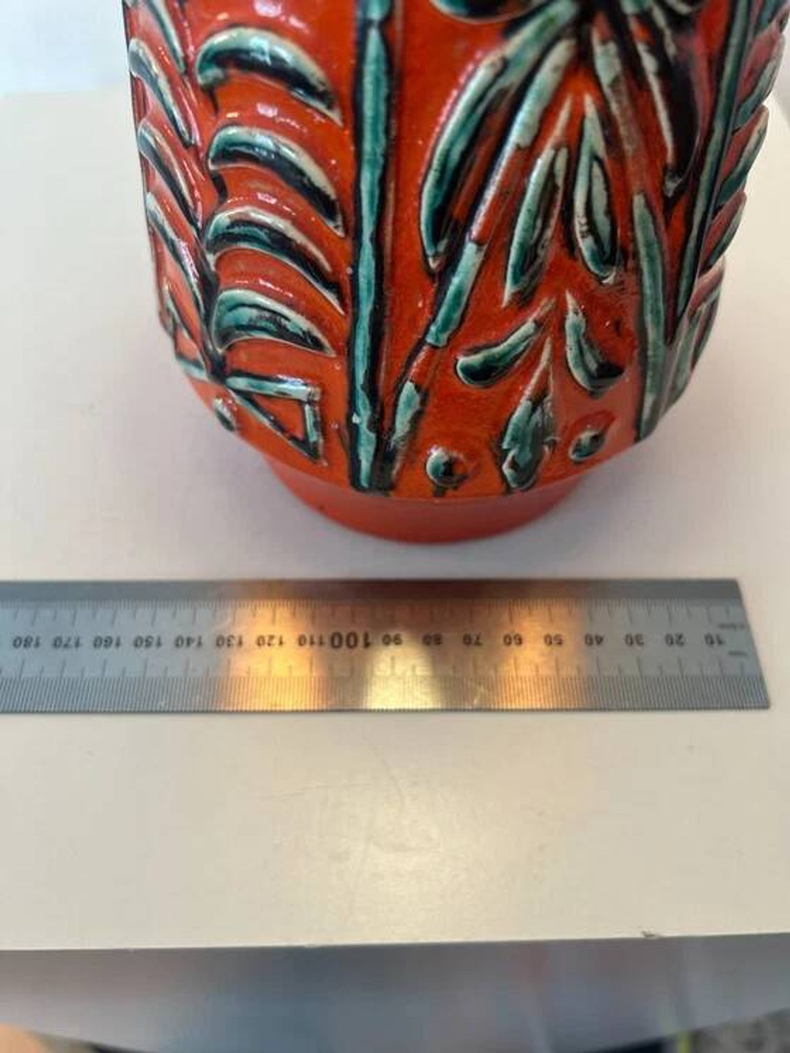 Lampe de table d'ambiance upcyclée à partir d'un vase en céramique Übelacker.
