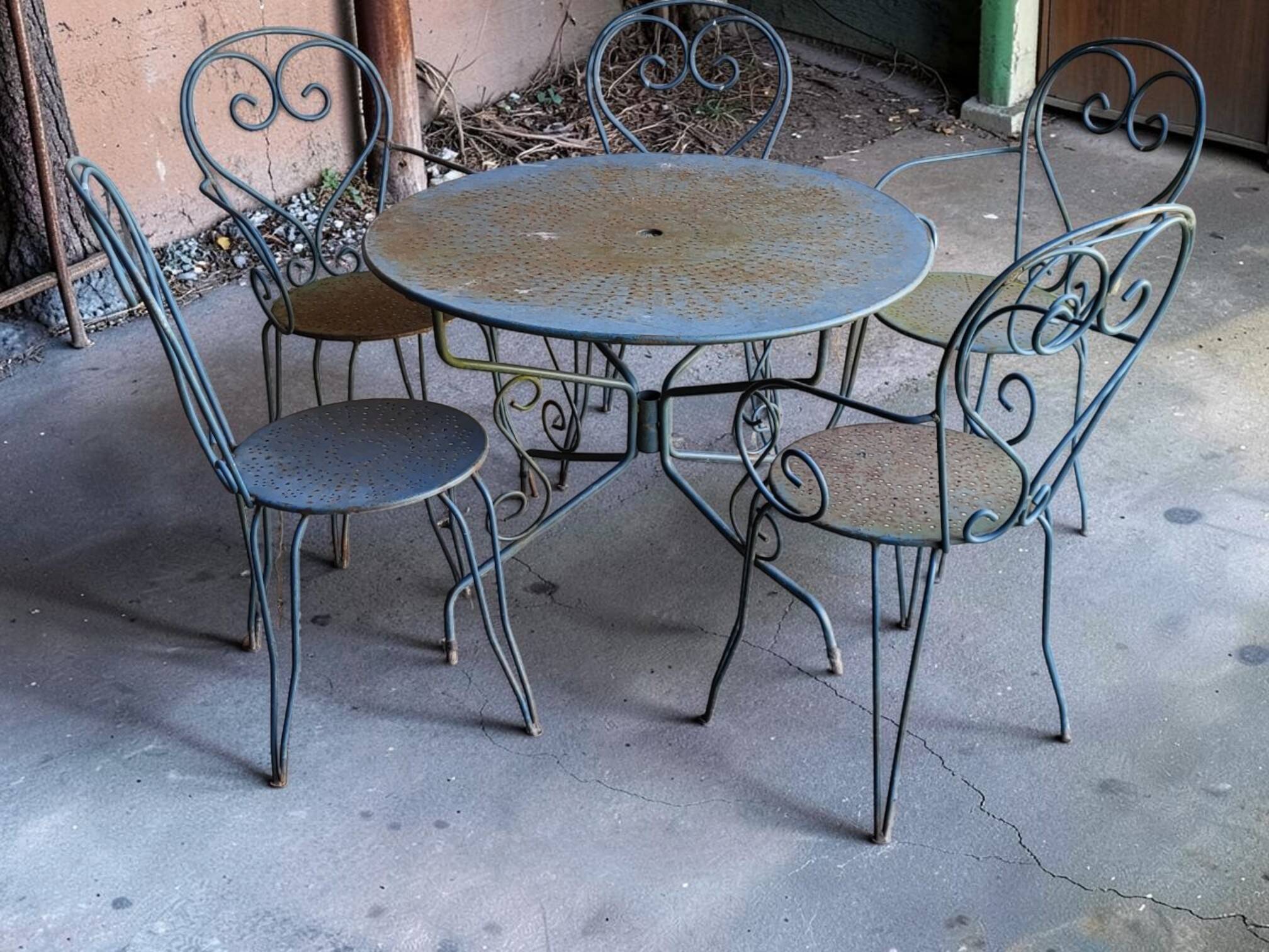 Salon de jardin en fer