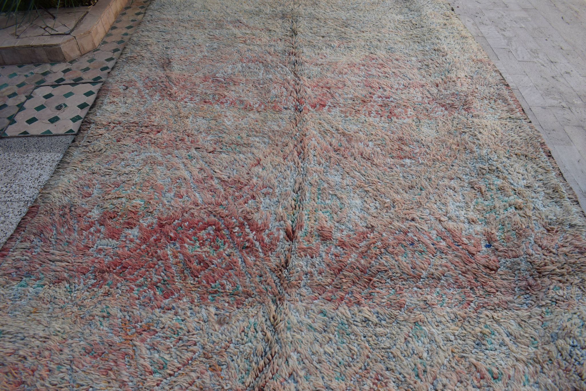 Berber rug Moroccan vintage Atlas