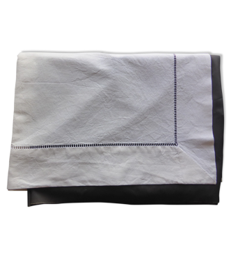 Drap ancien en métis blanc cassé brodé de jours échelle sur découverte-210x288cm