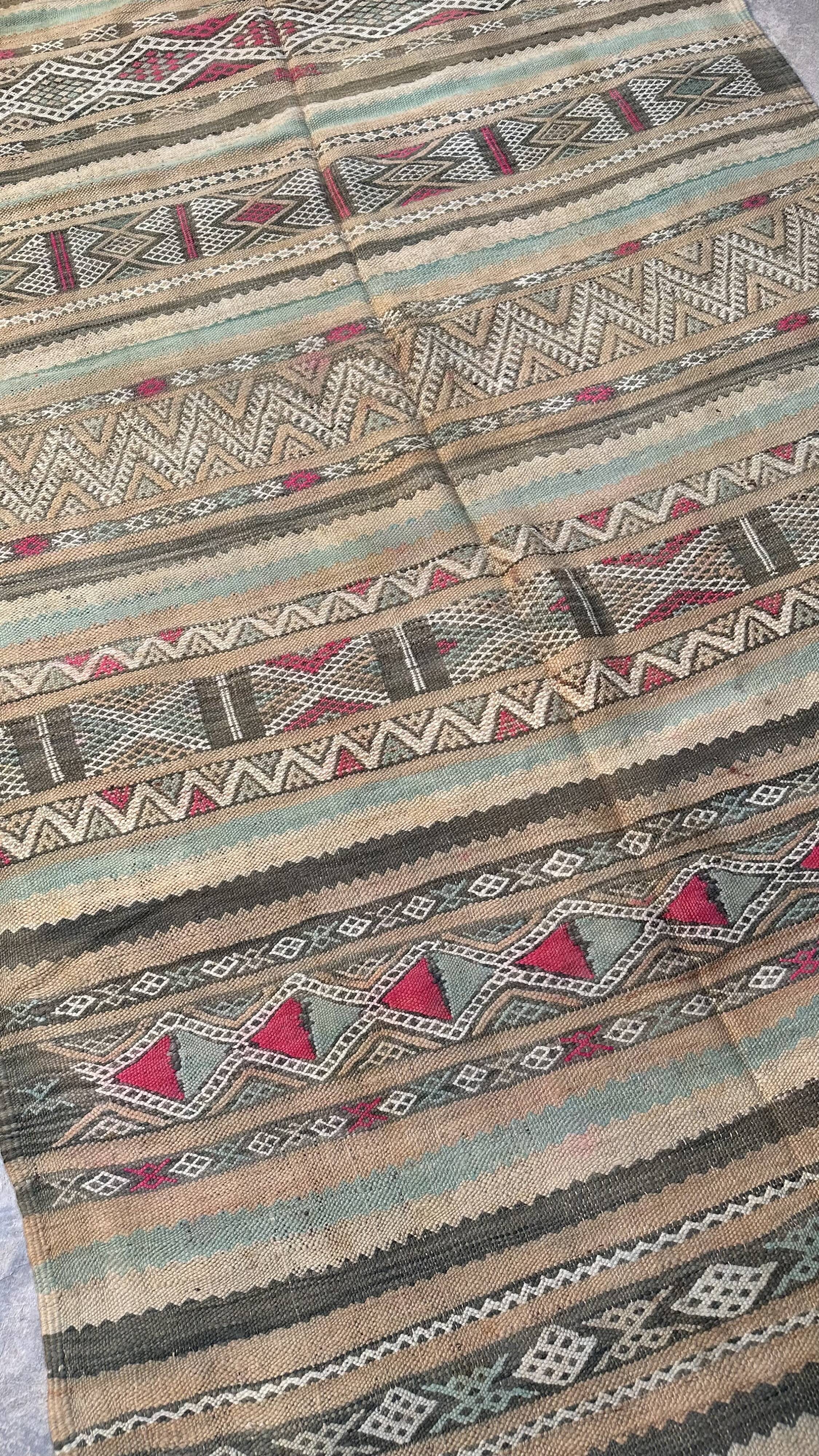 Moroccan kilim zayan rug - 340 x 167 cm
