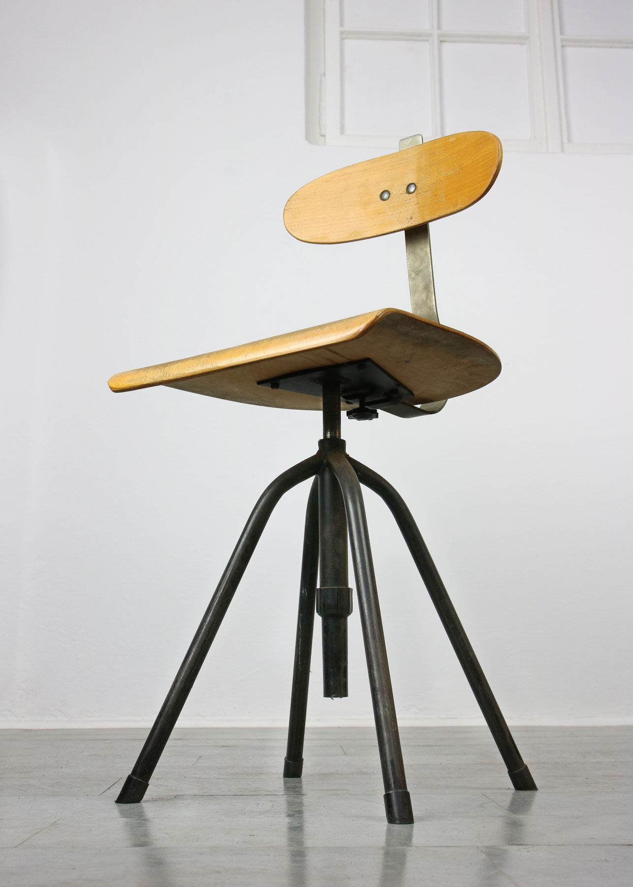 Vintage industial swivel chair 1950s