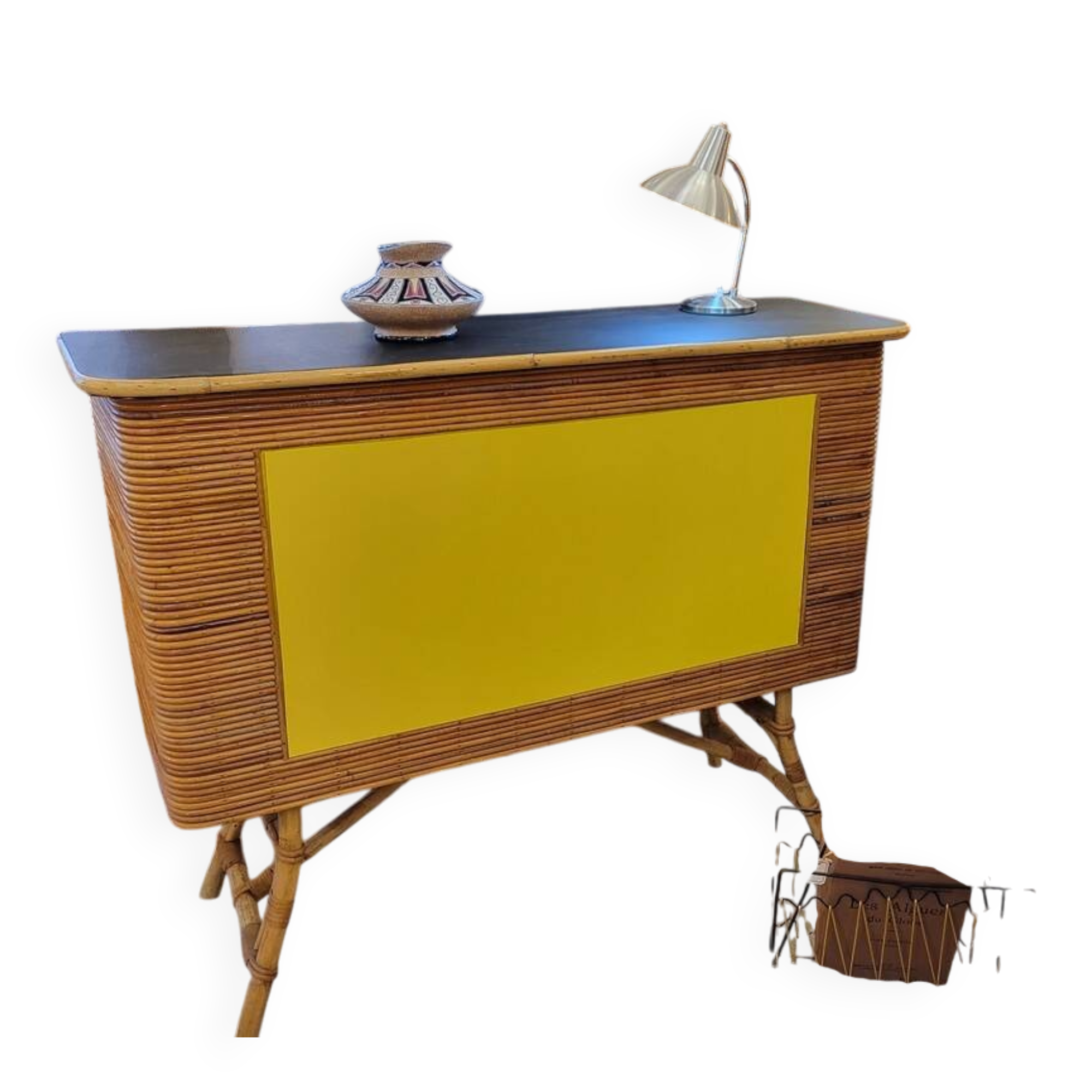 Comptoir de bar vintage en rotin