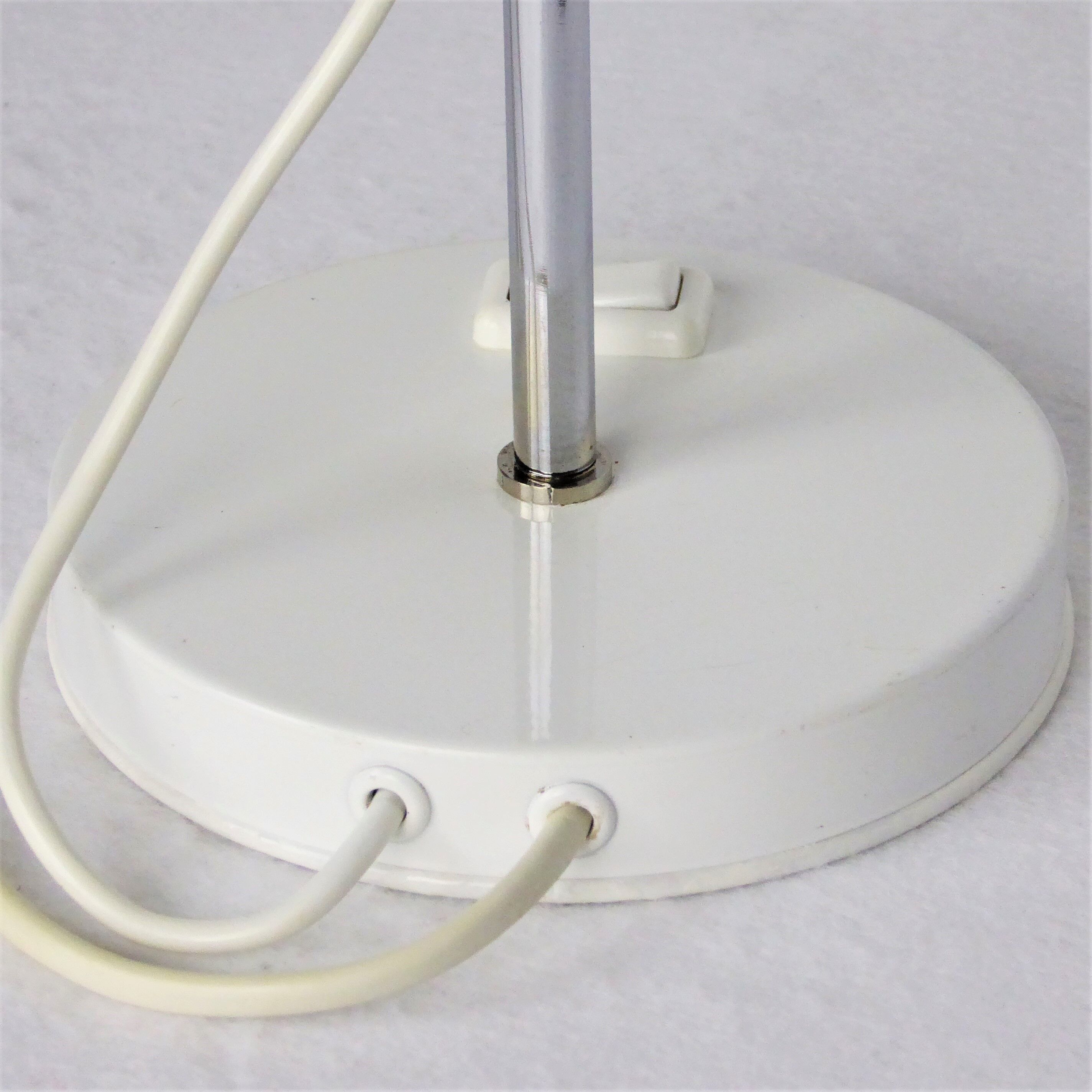 Delmas lamp in Montauban n°7090