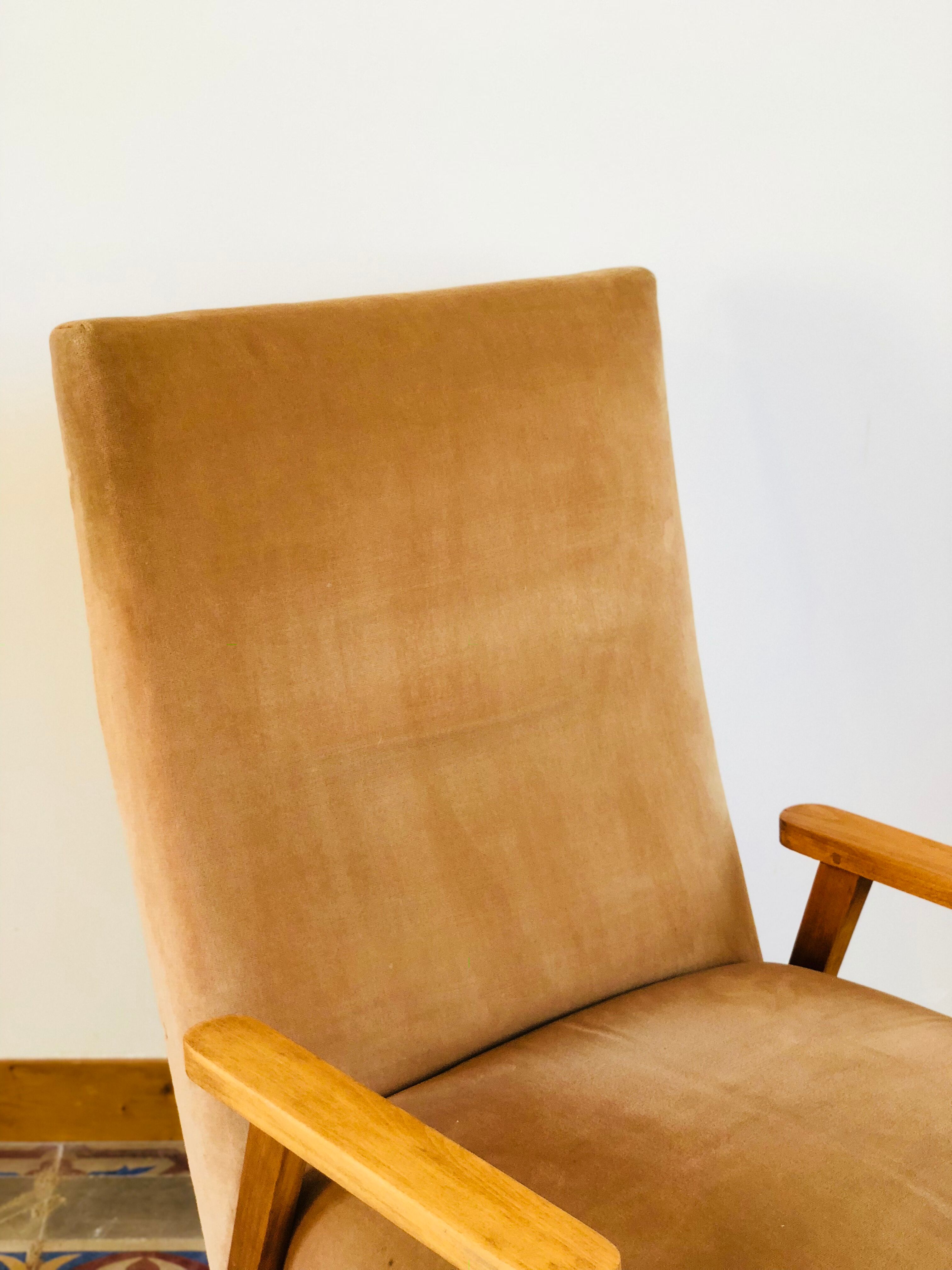 Vintage lounge armchair 1970