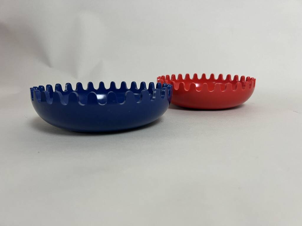 "Clam" ashtray box by Alan Fletcher for Mebel, vintage 1970s.