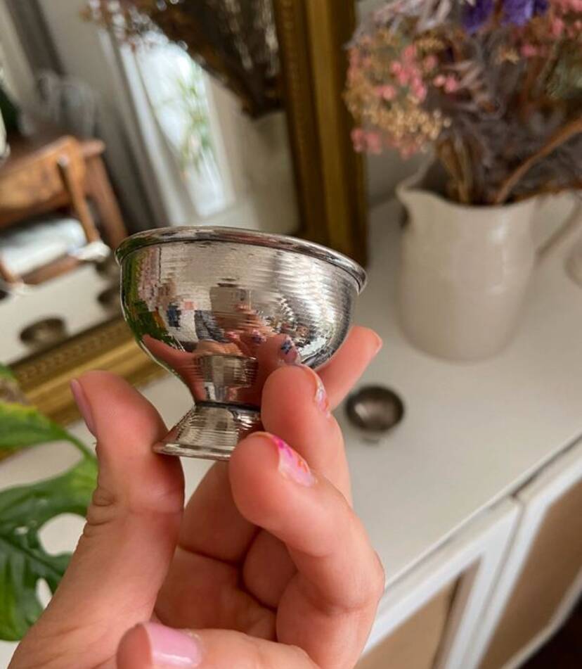 Set of 6 silver-plated metal egg cups