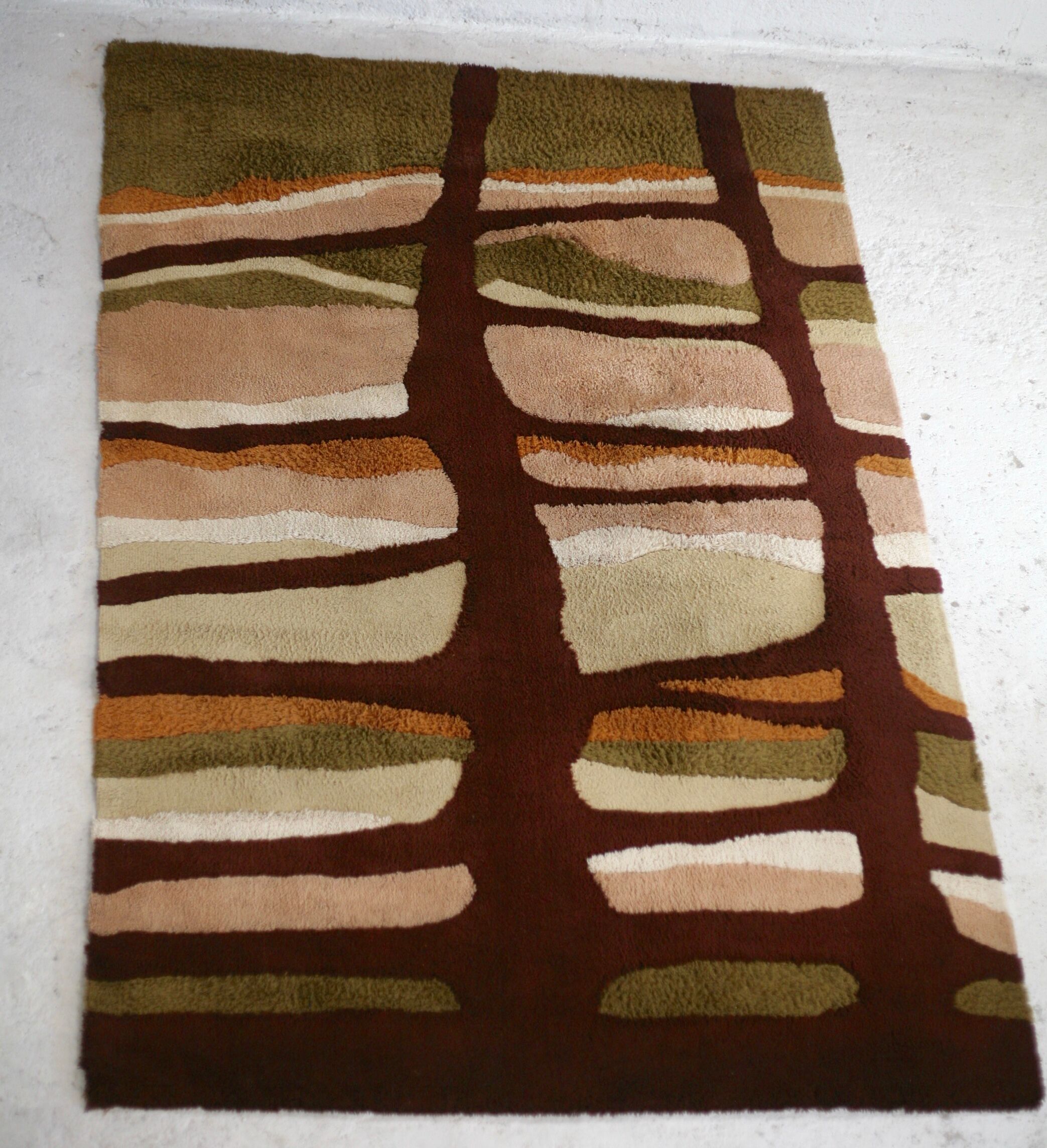 70s rug, published by Adoros, dralon, Germany