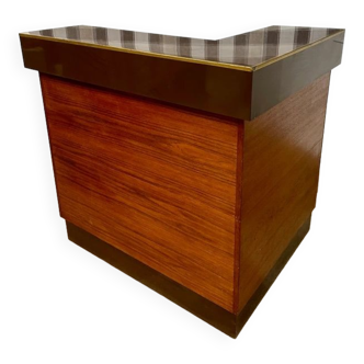 Vintage counter bar