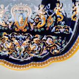 Large ceramic platter from Gien, Renaissance model, 20th century.