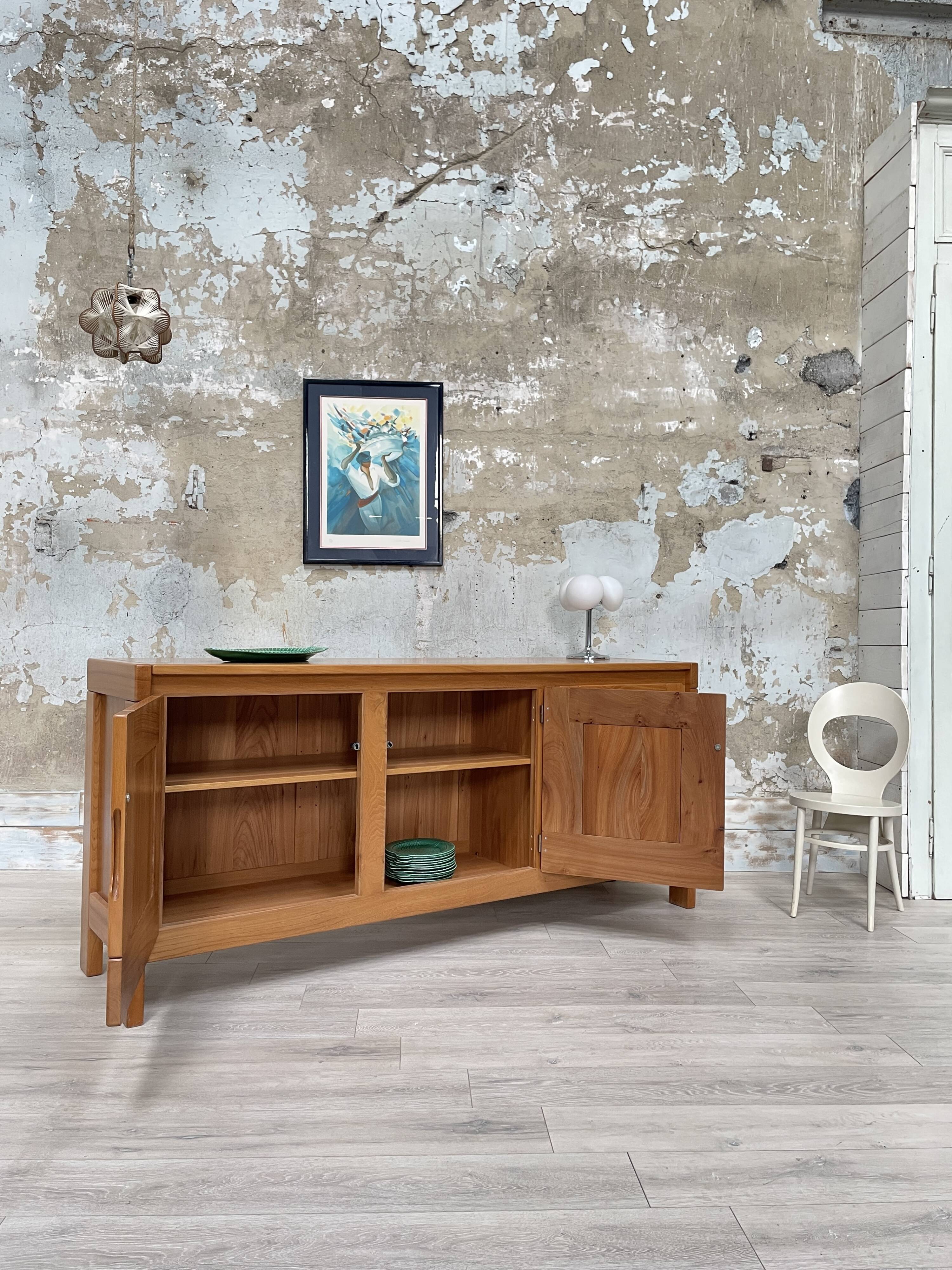 Enfilade en elme massif, REGAIN edition, circa 1980.