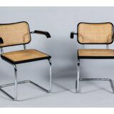 Paire de chaises « Cesca B64 » avec accoudoirs – style Marcel Breuer