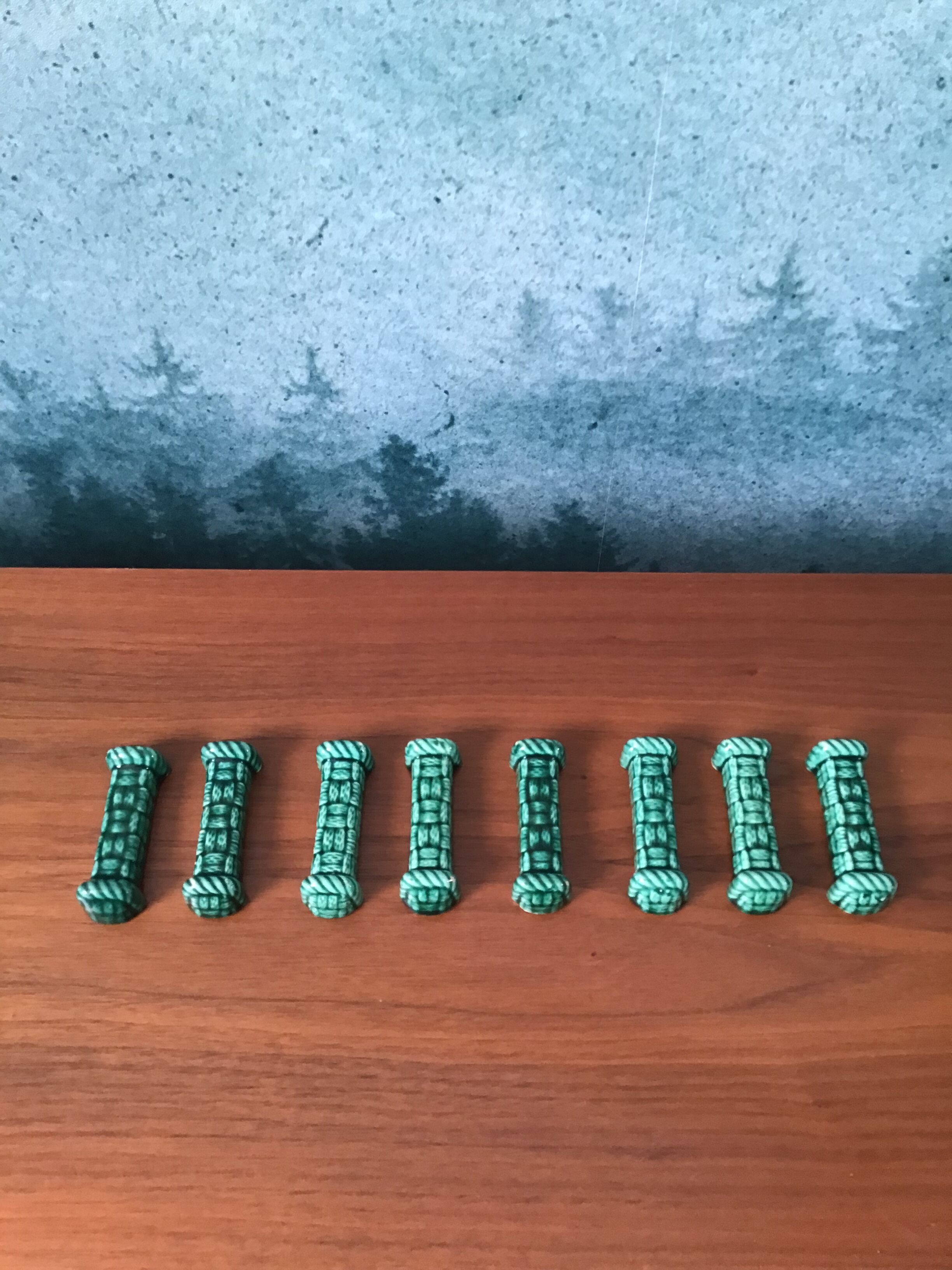 Vintage knife holder