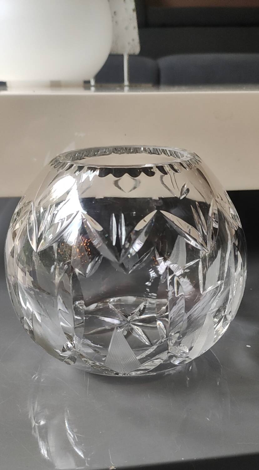 Vintage Nachtmann Spherical Vase. Crystal. Dimensions: 13 x 15 cm