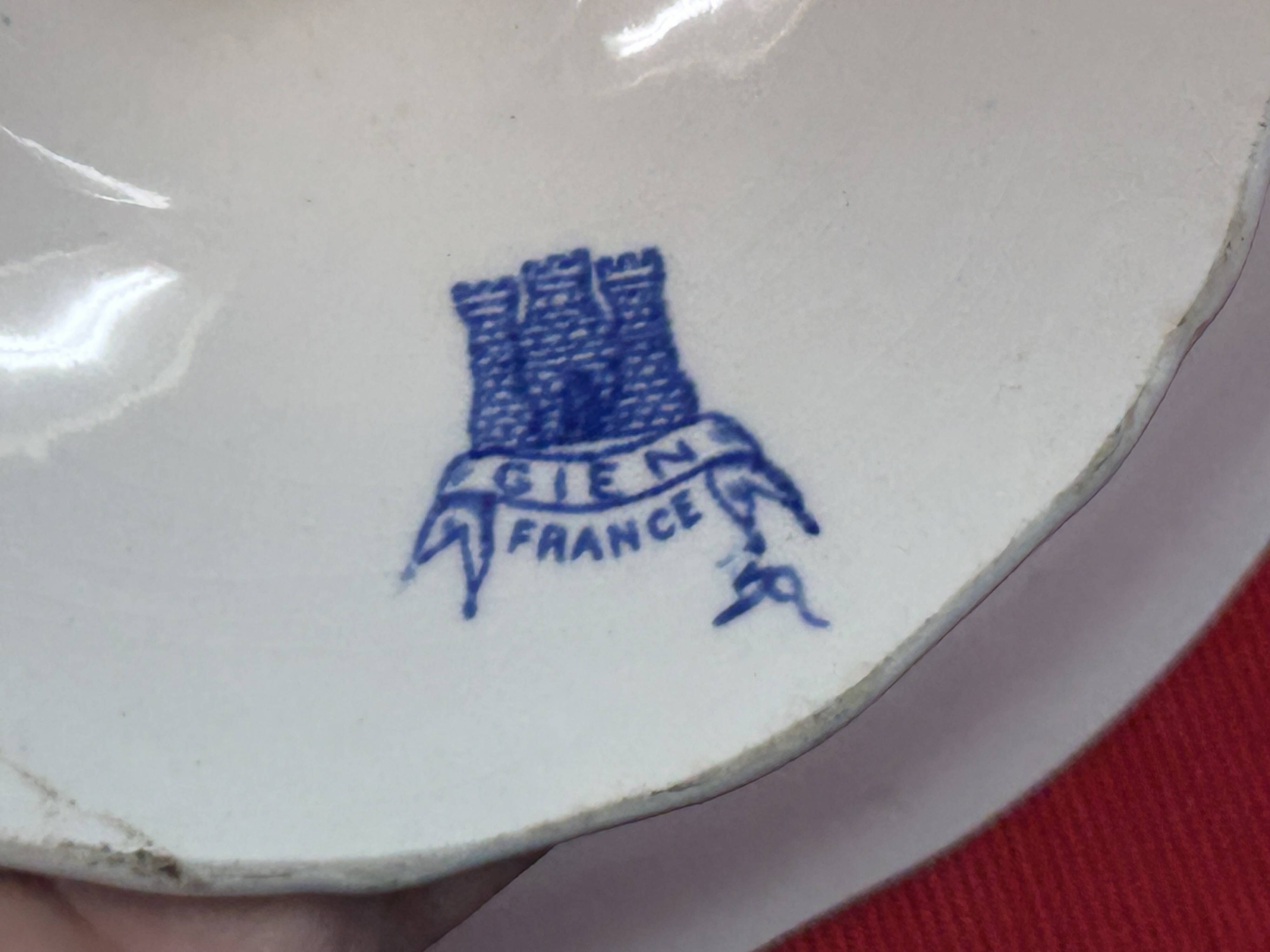 Gien compote dish with peony decoration 24 x 11 cm