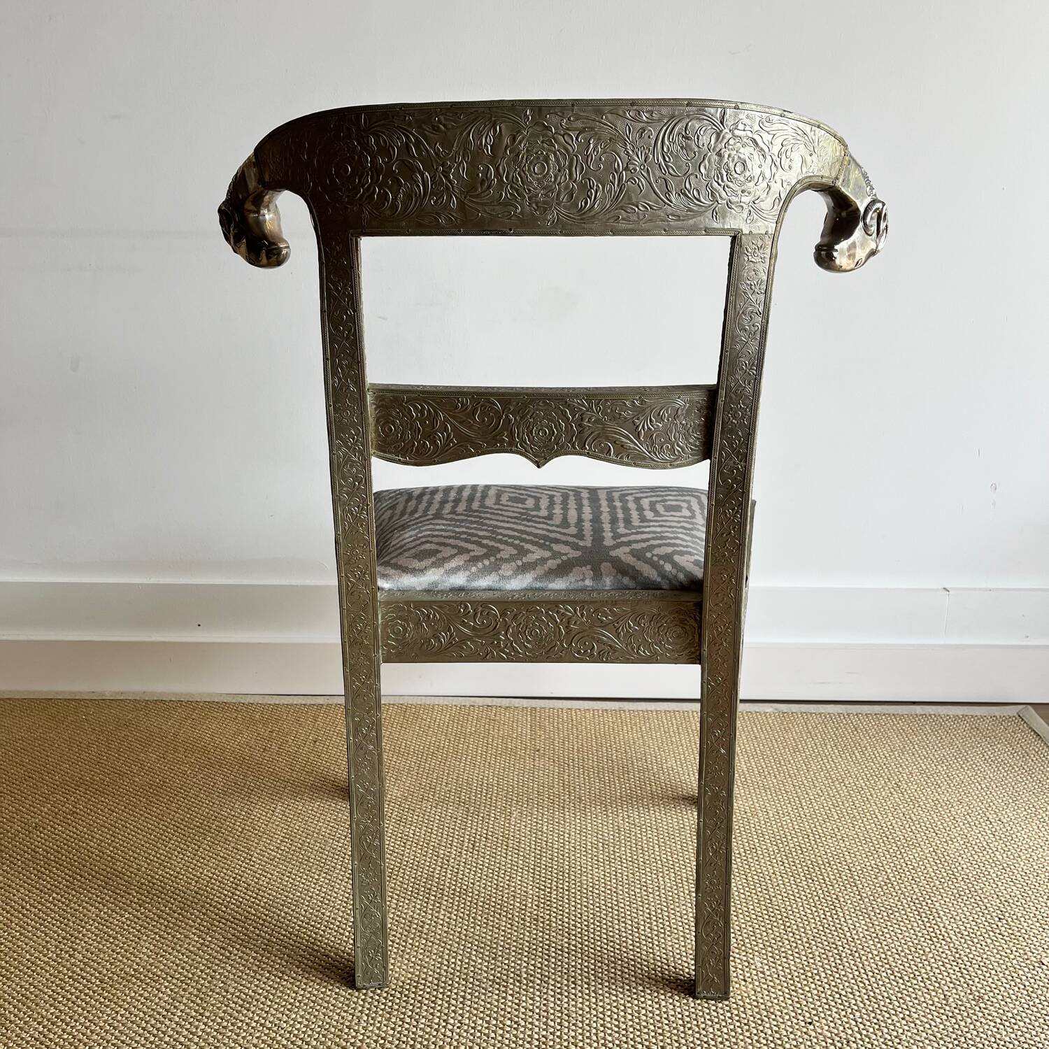 Chaise à tête de bélier anglo-indienne