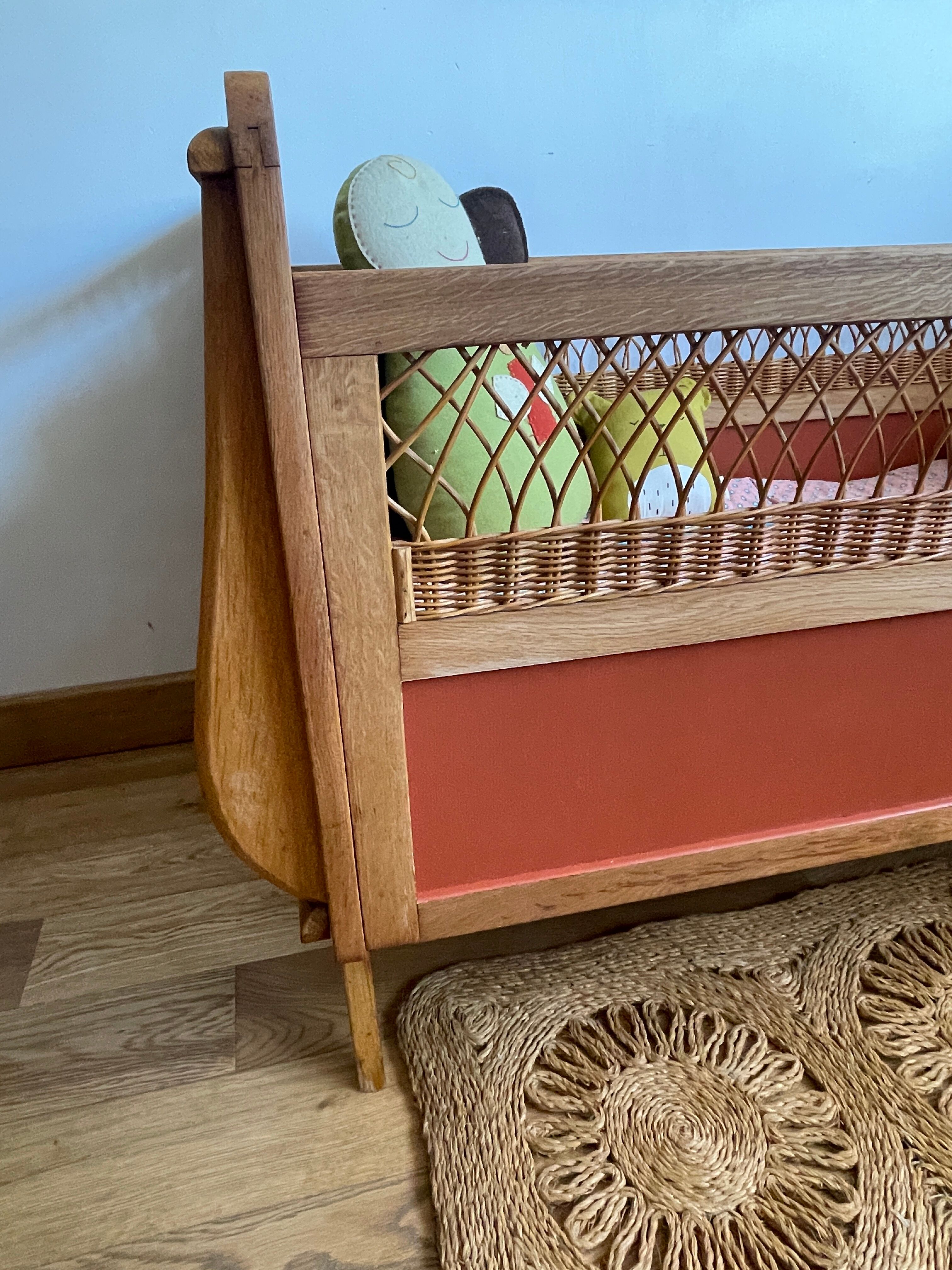 Vintage rattan bed for baby/child