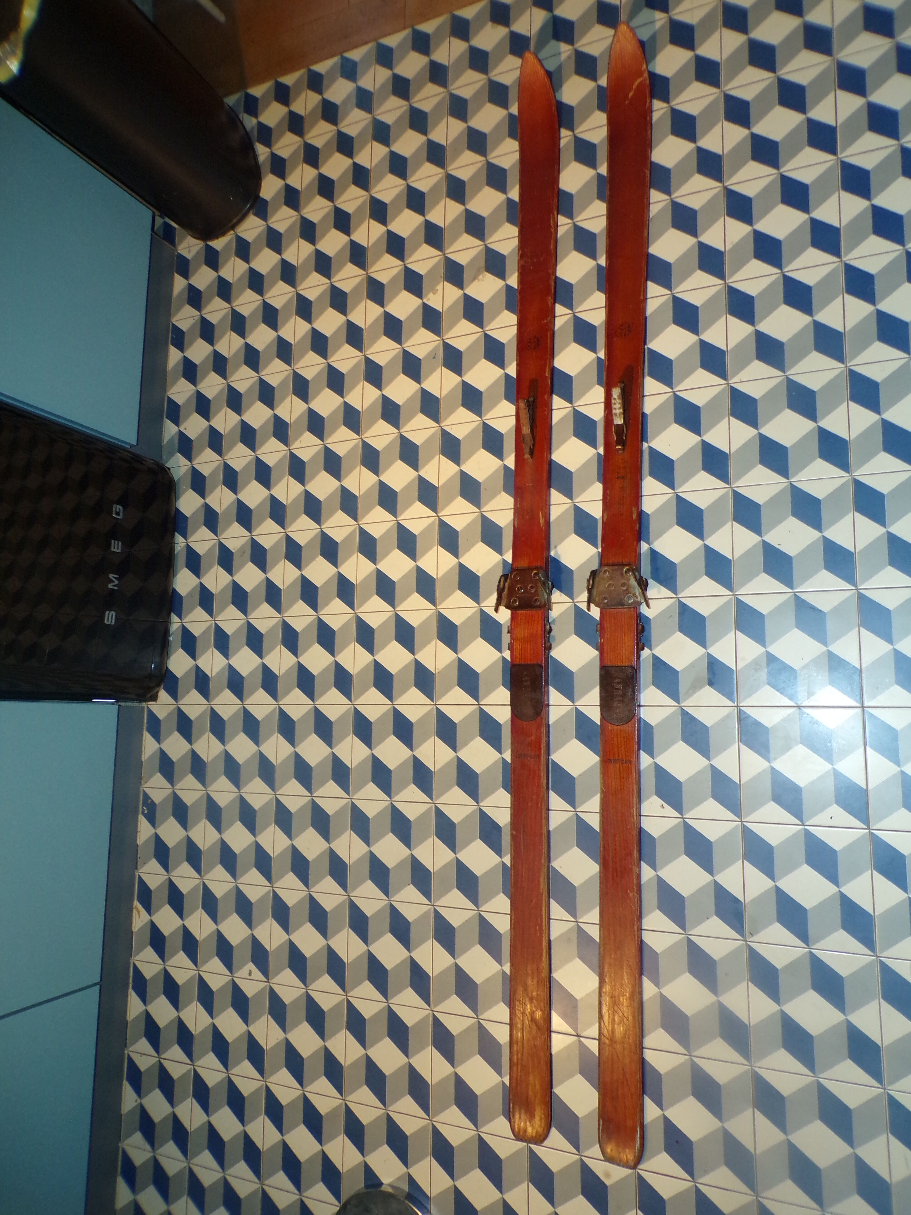 Pair of vintage 2,15 m wood