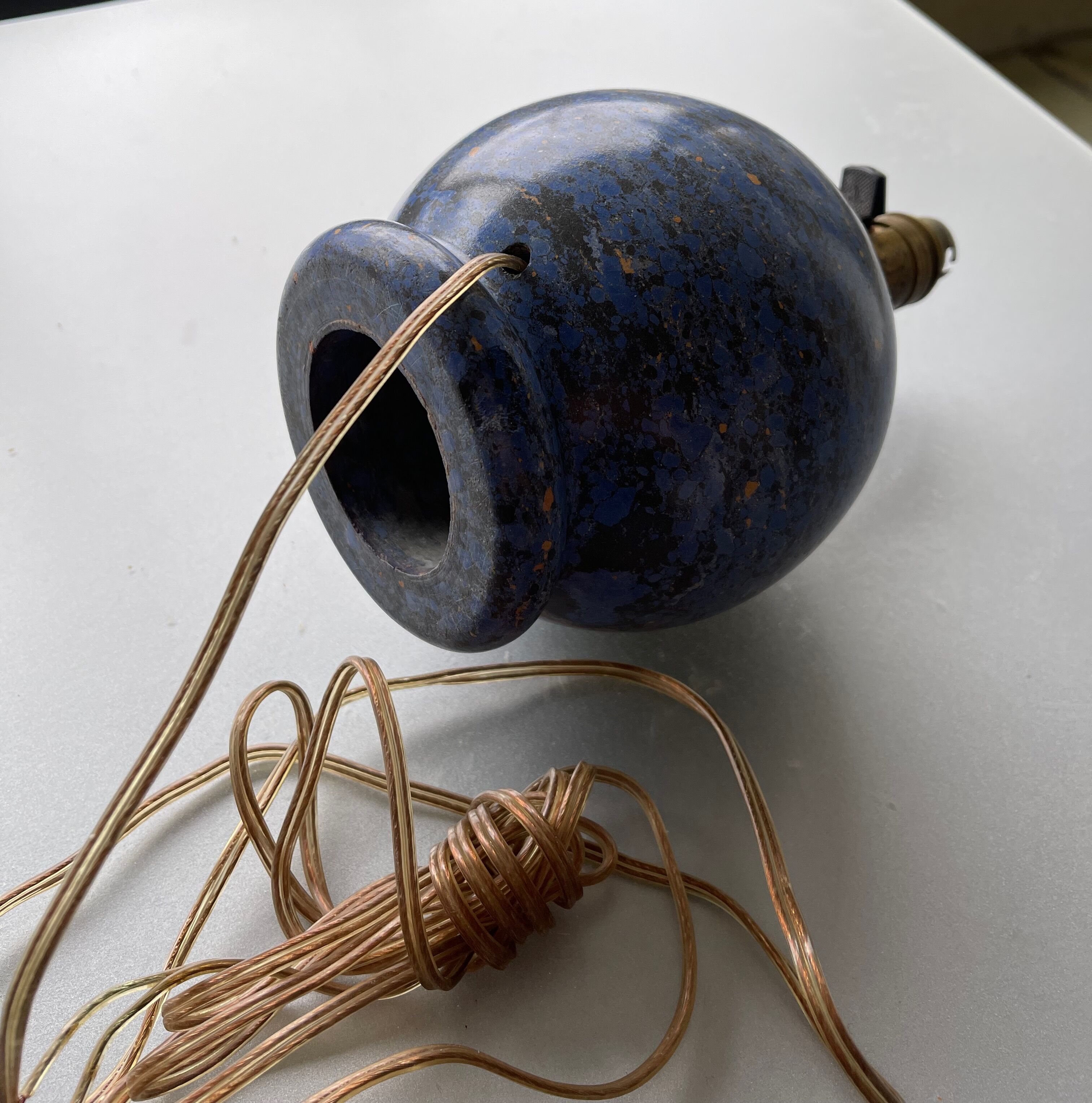 Blue sandstone ball lamp foot