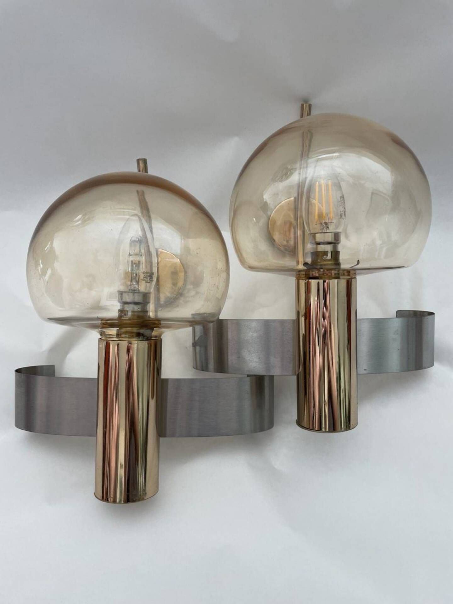 Pair of mid-century modern italian glass and metal wall lights
