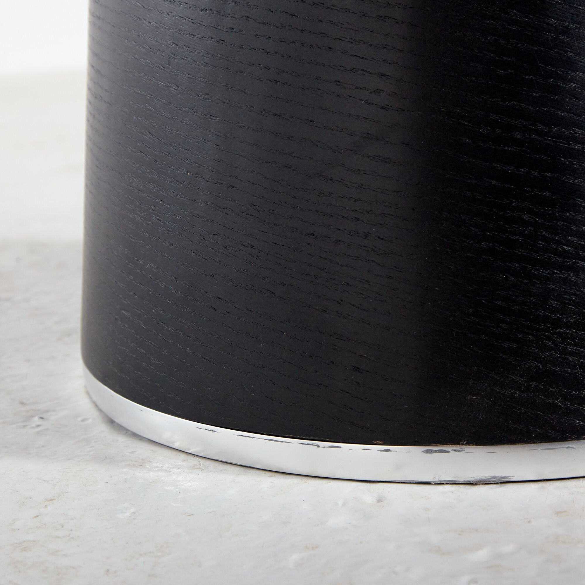 BoConcept Amari dining table