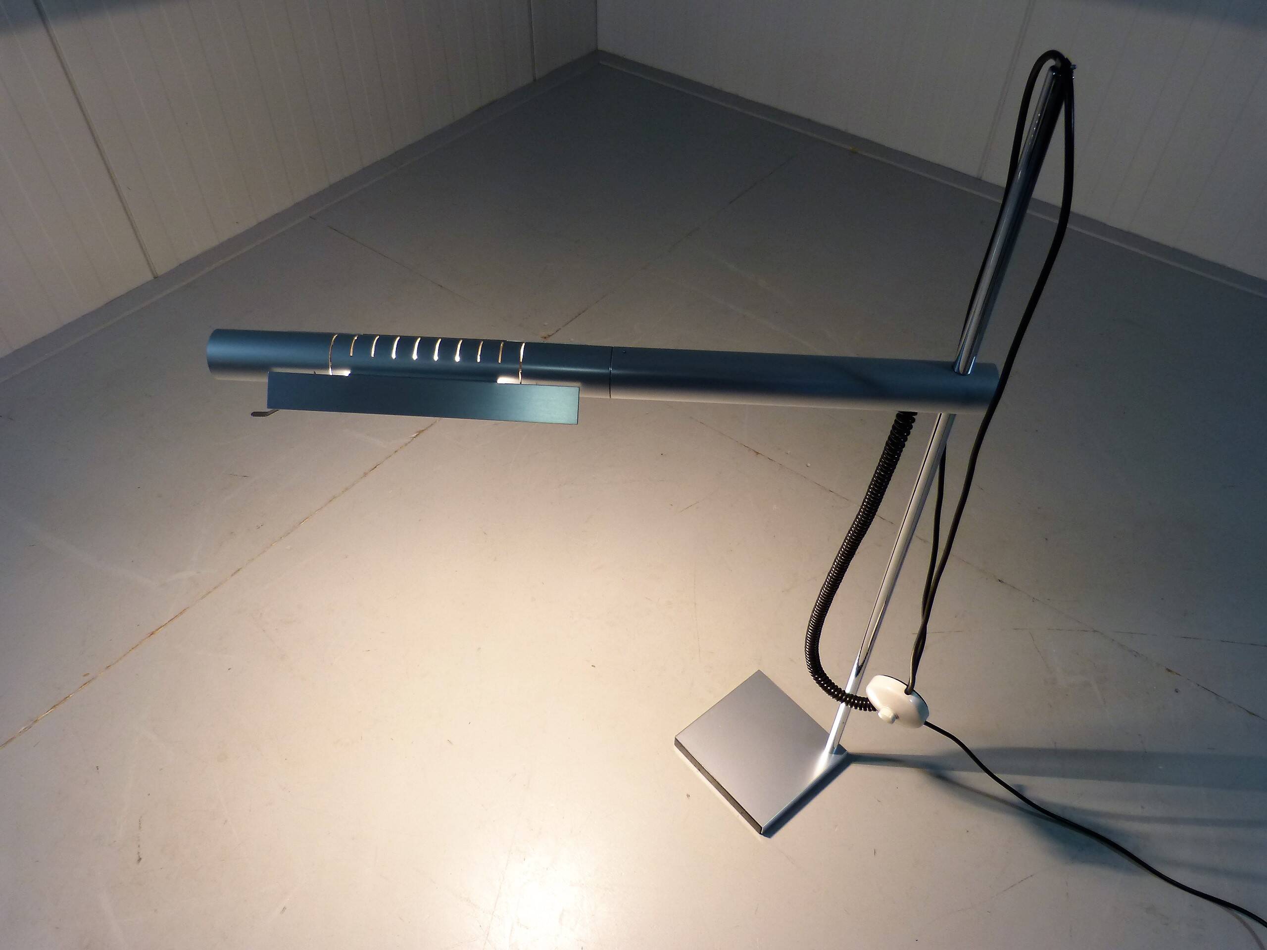 Lampe de bureau Halo 250 par Baltensweiler, Suisse