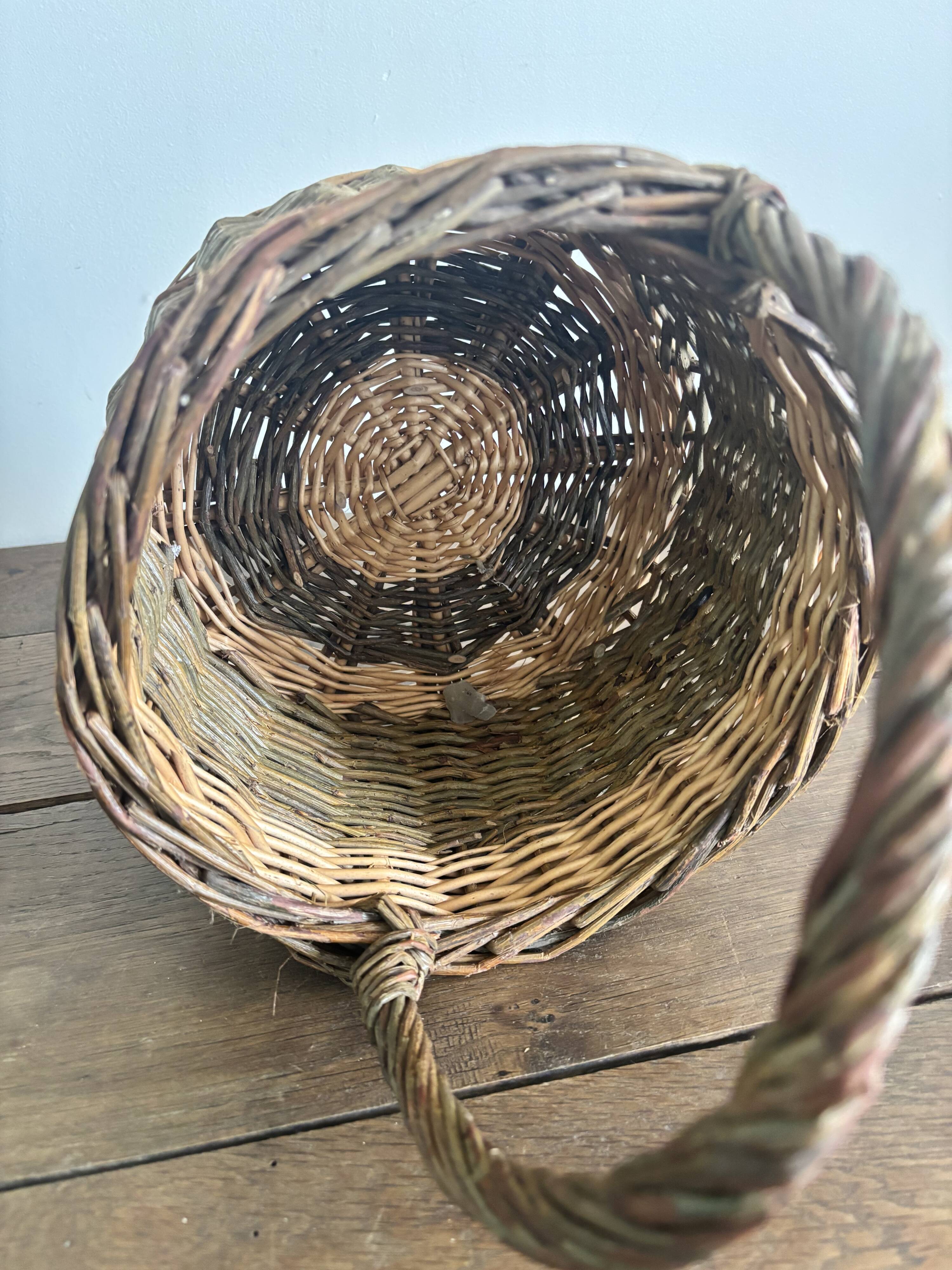 Vintage woven wicker basket, 1950s