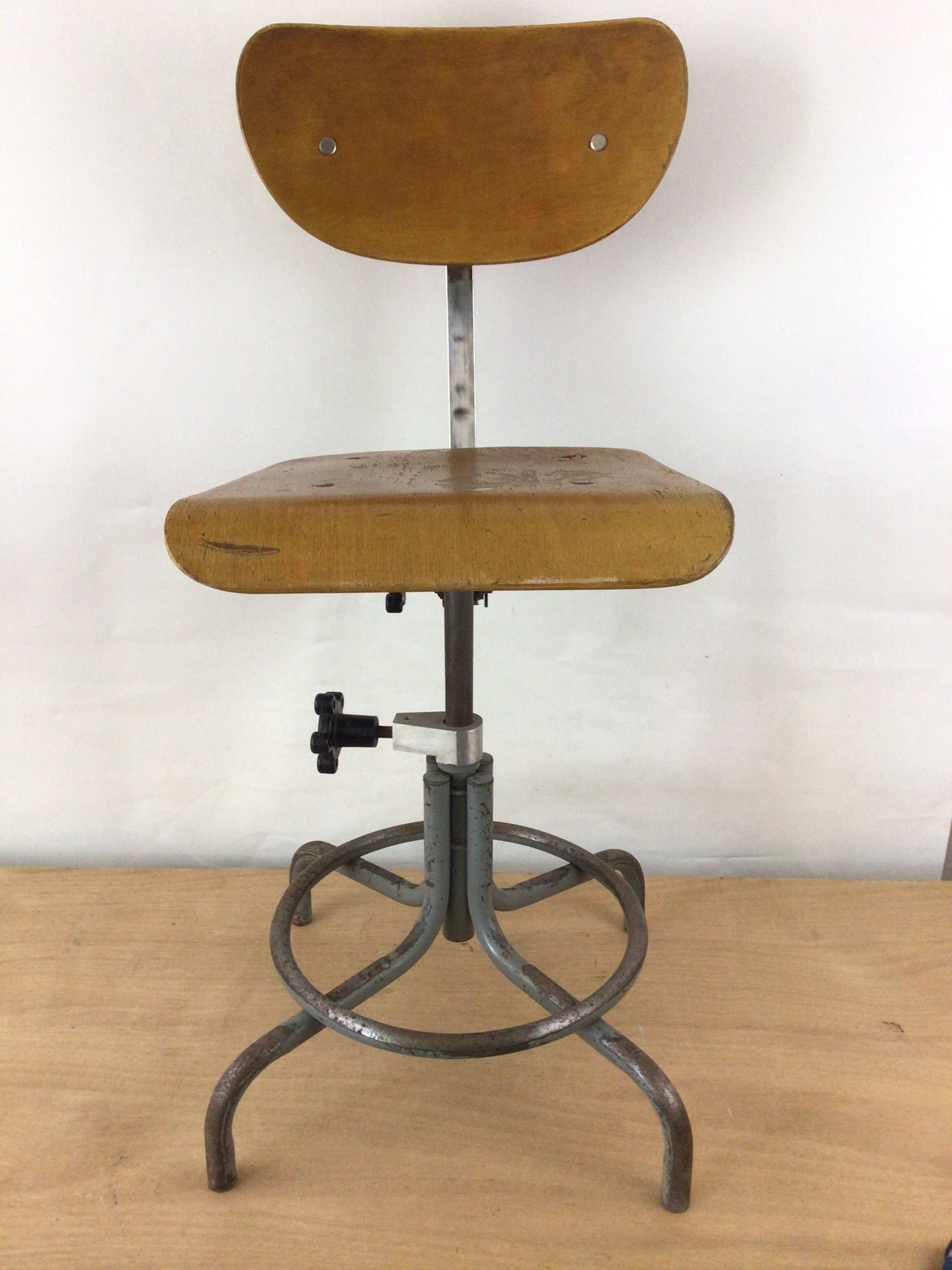 Industrial draughtsman chair