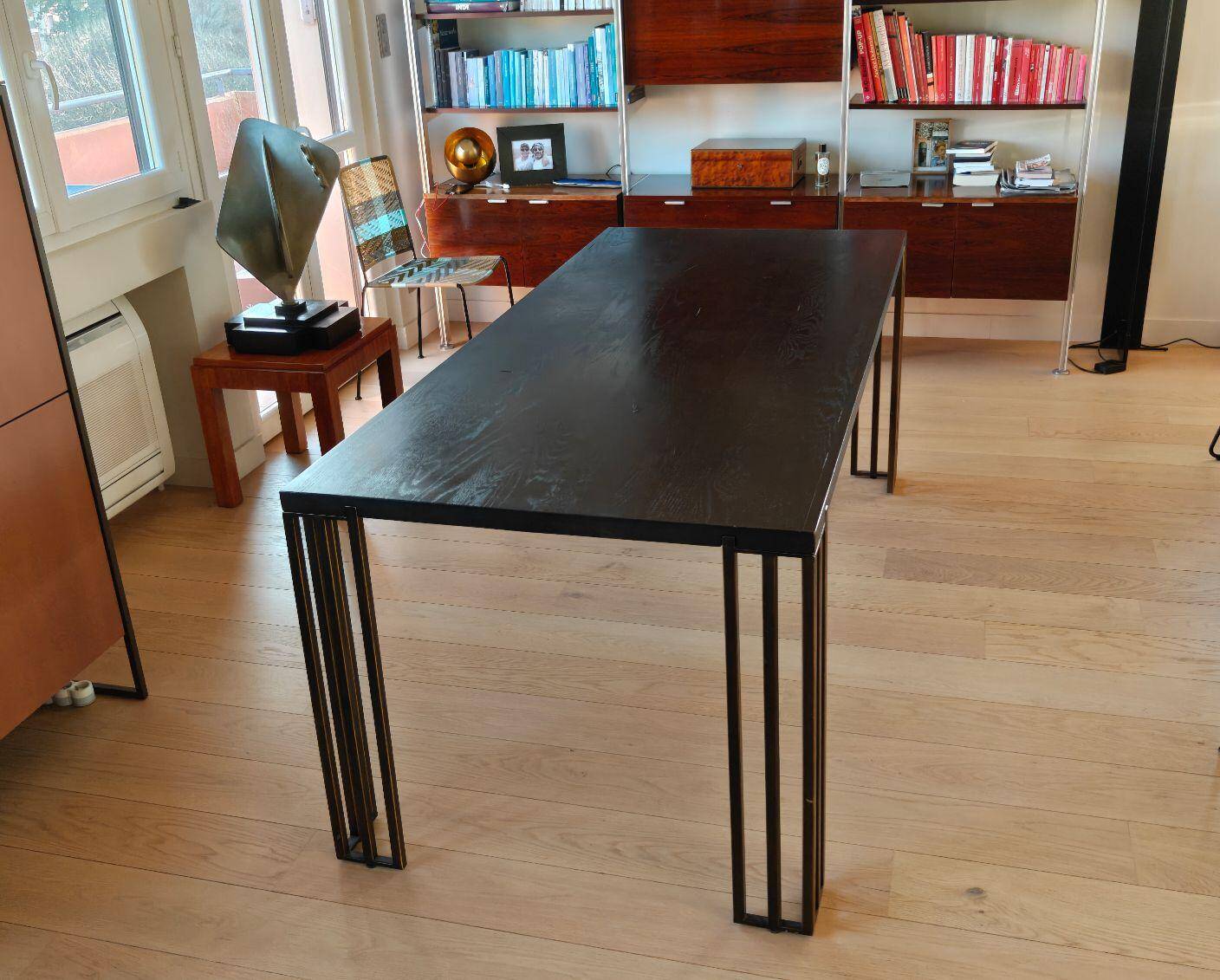Contemporary dining table