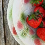 Assiette à fraises et égouttoir barbotine Salins