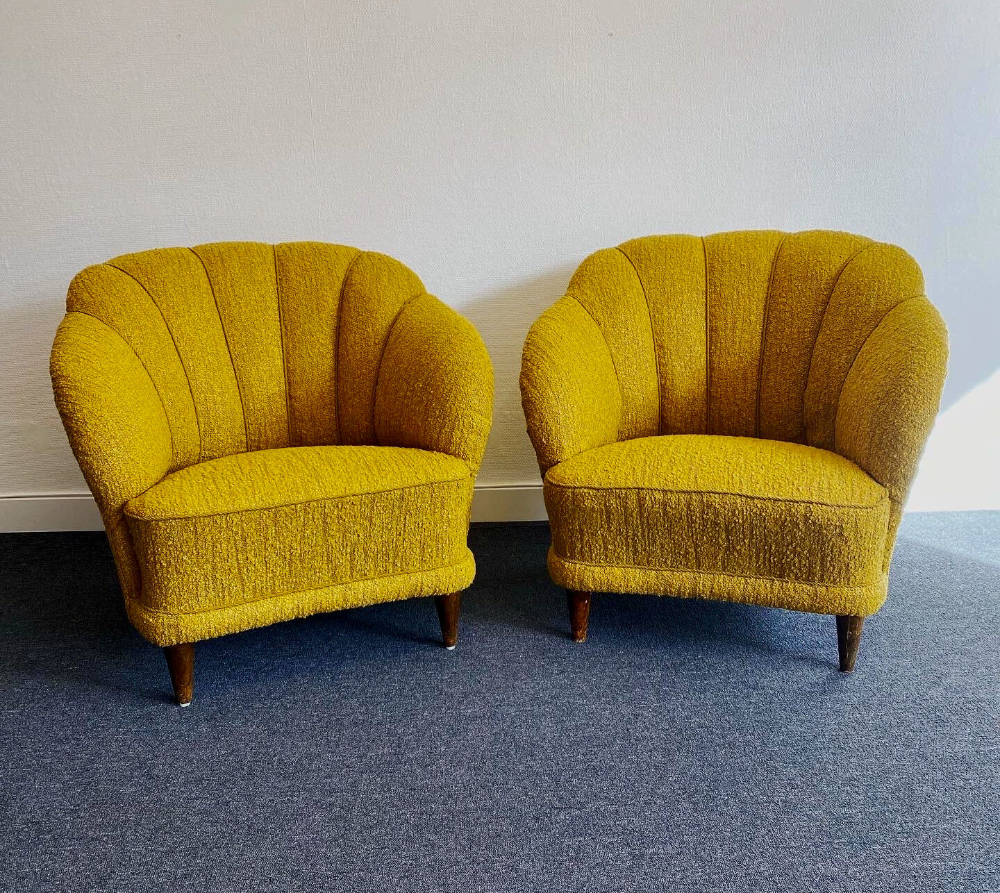 Set of 2 chairs