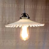 Pleated opaline lampshade with its fitting and E27 socket - mid 20th century.