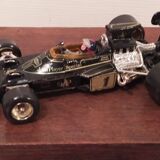 Reduced model corgi john player special f1 1/16