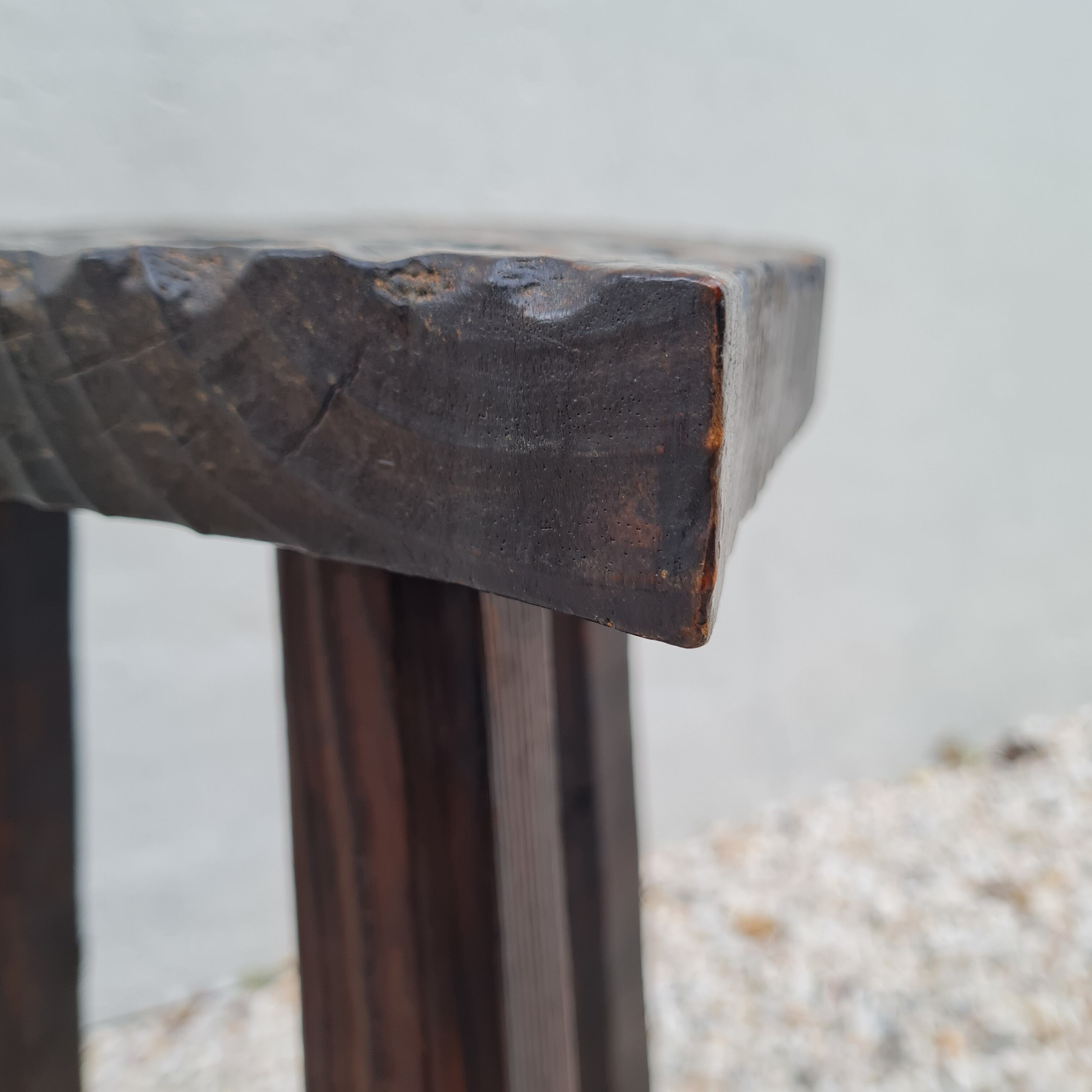 Heart tripod milking stool