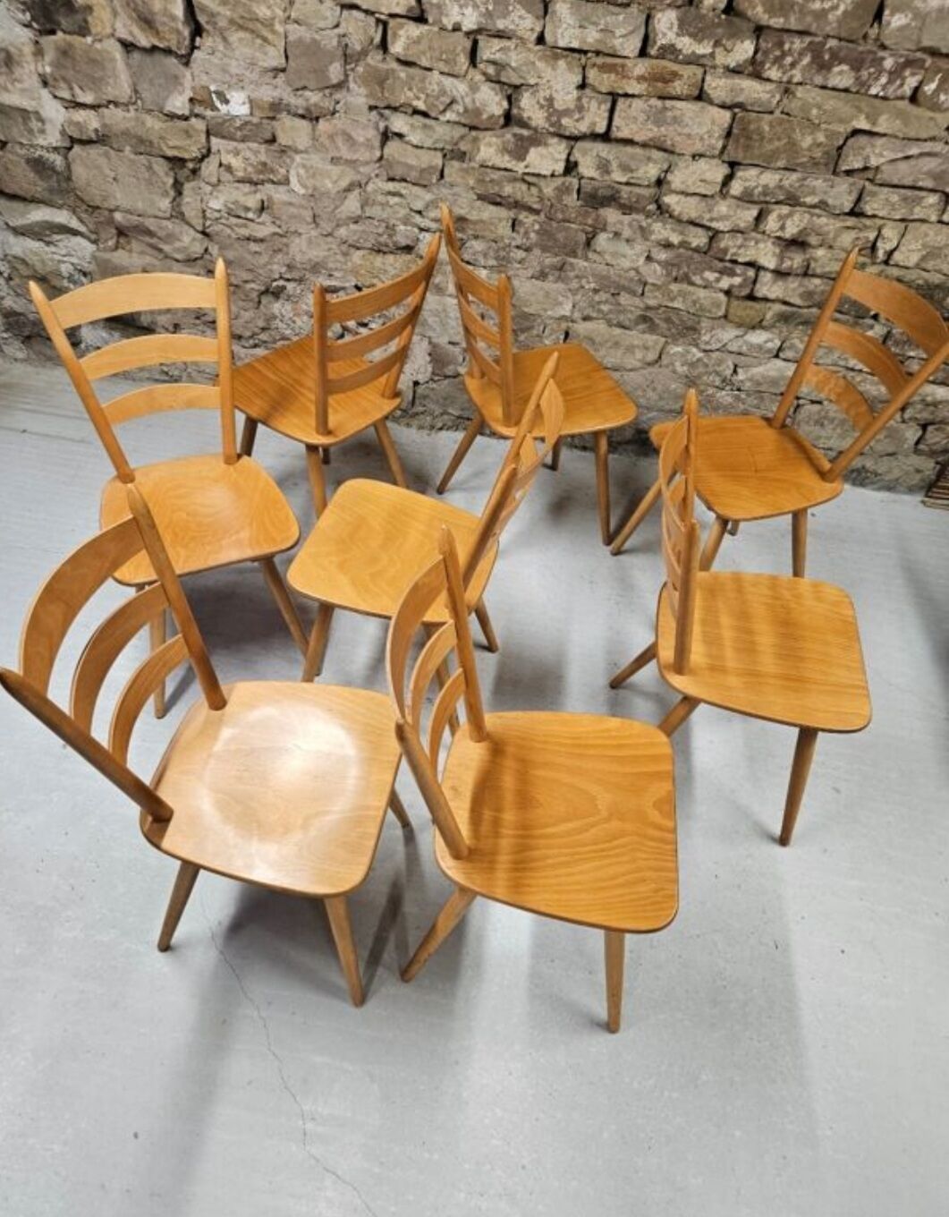 Lot 8 Chaises bistrot Campagnard 1970
