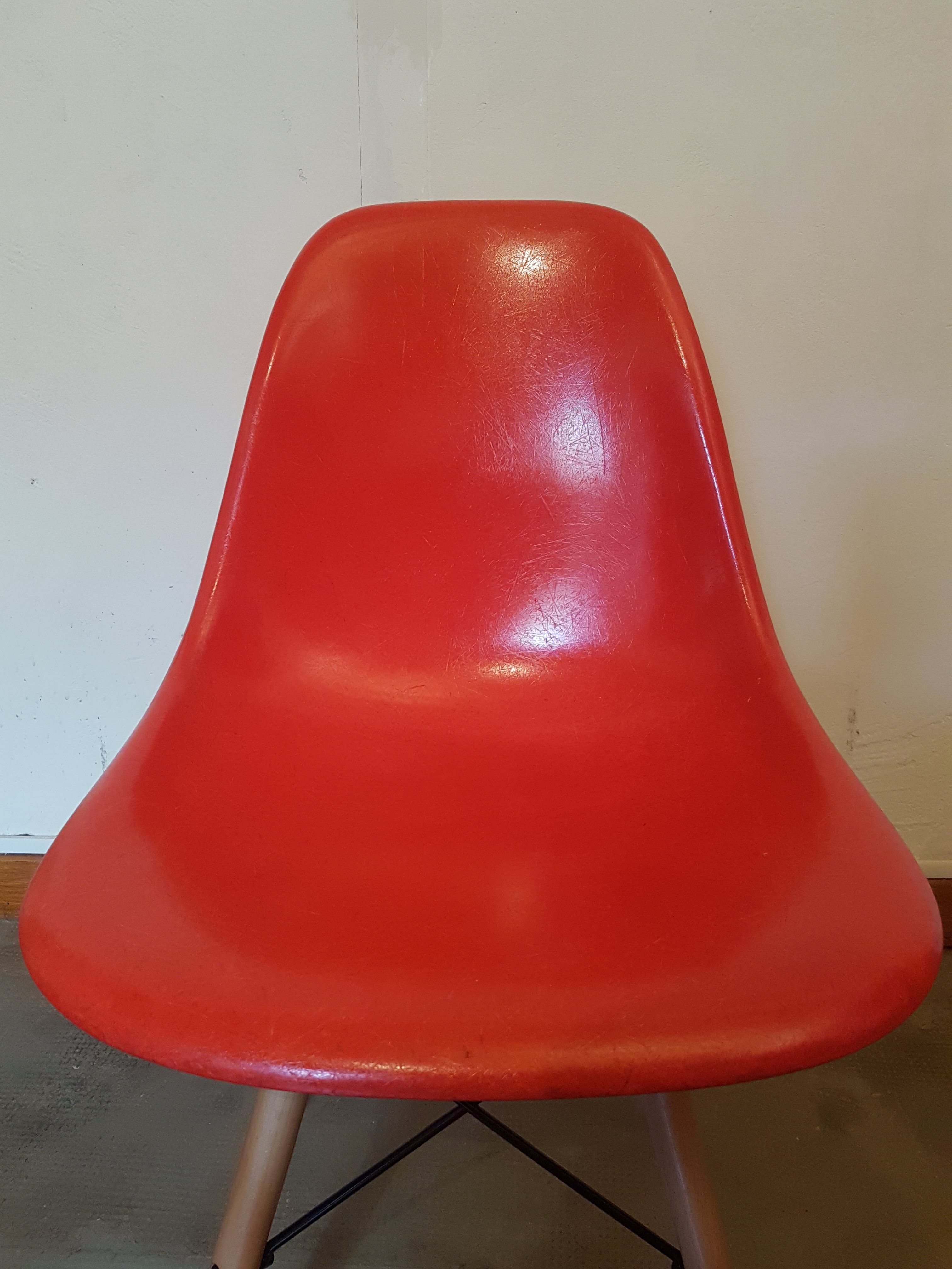4 DSW chairs by Charles and Ray Eames for Herman Miller